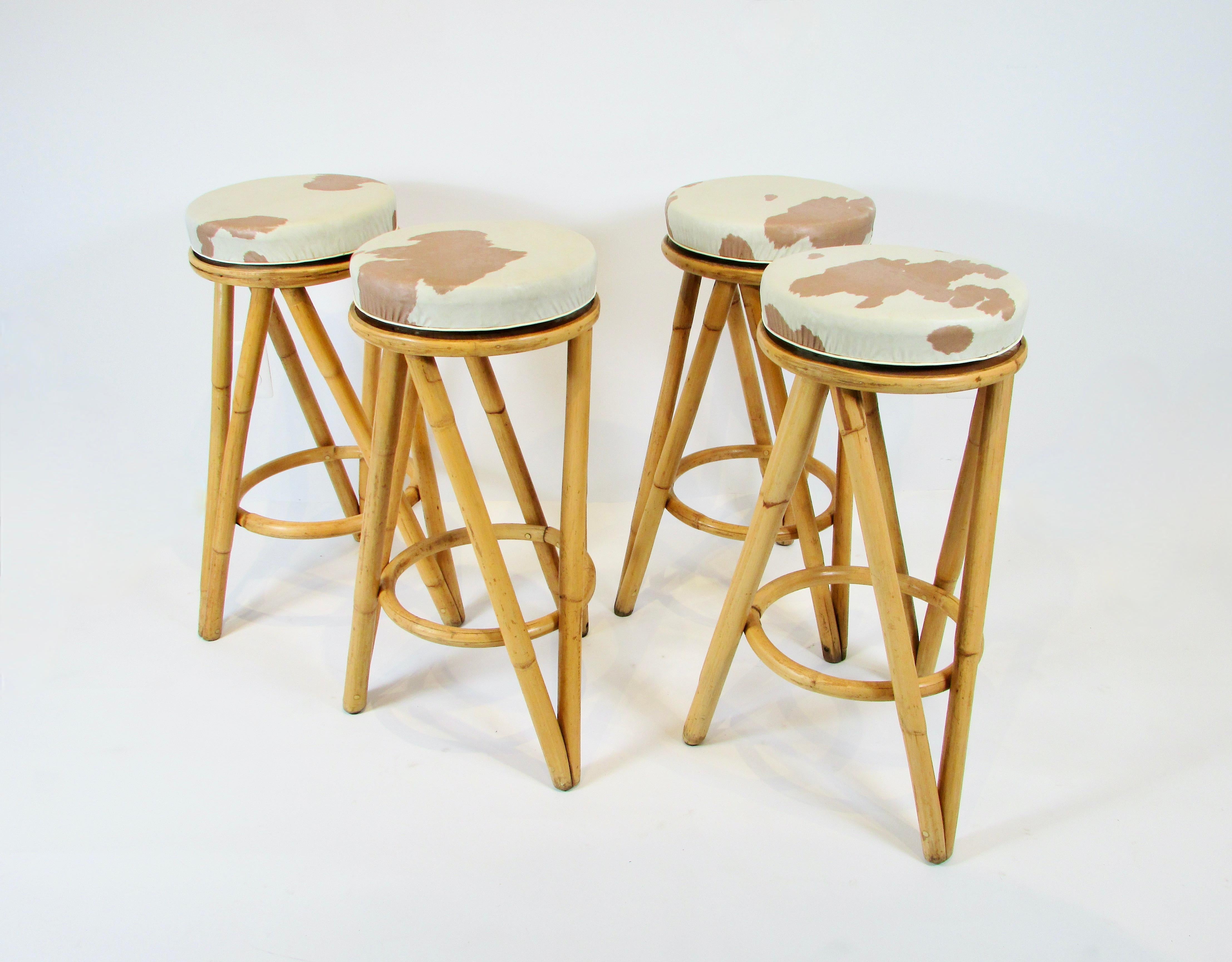 Mid-Century Modern Set of four 1950s bamboo tiki bar stools with swivel tops For Sale