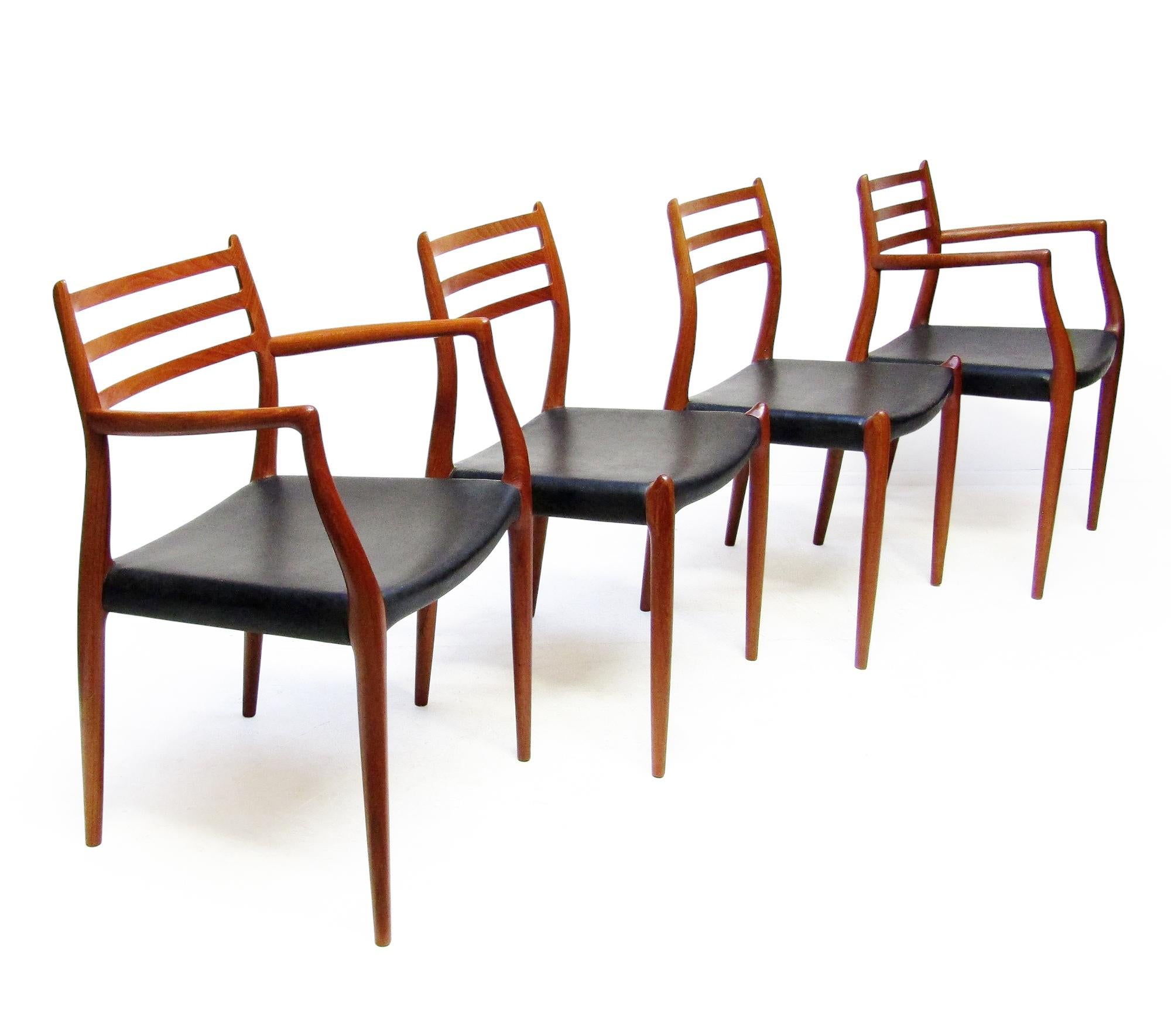 Set Of Four 1950s Danish Model 62 and Model 78 Dining Chairs by Niels Moller im Angebot 2
