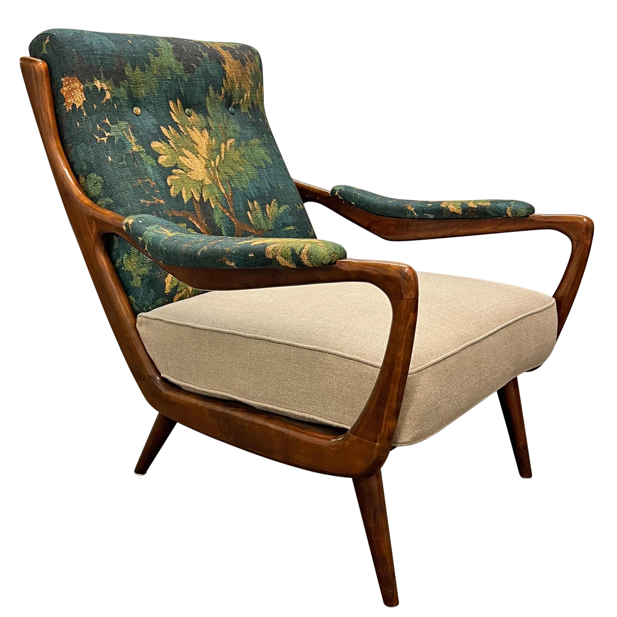 Fabric Set of Four 1950s Danish Modern Lounge Chairs For Sale