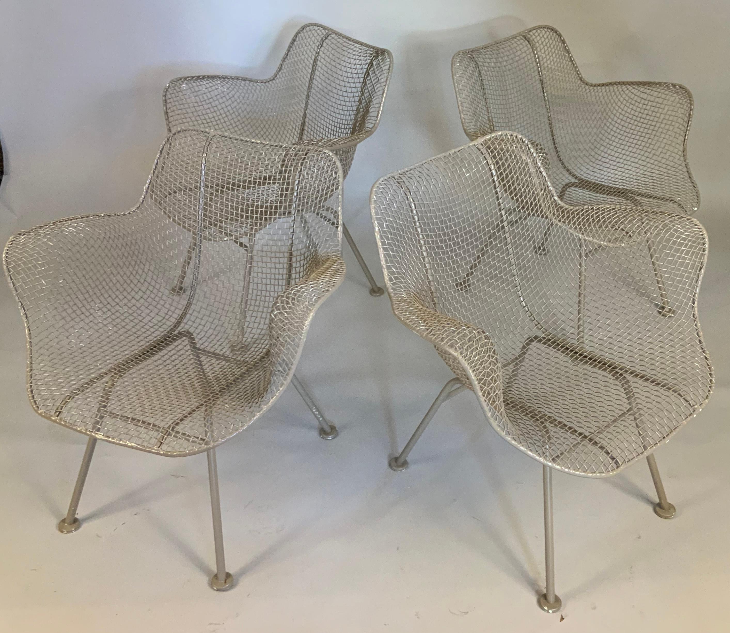Set of Four 1950's Woodard Sculptura Chairs In Good Condition In Hudson, NY