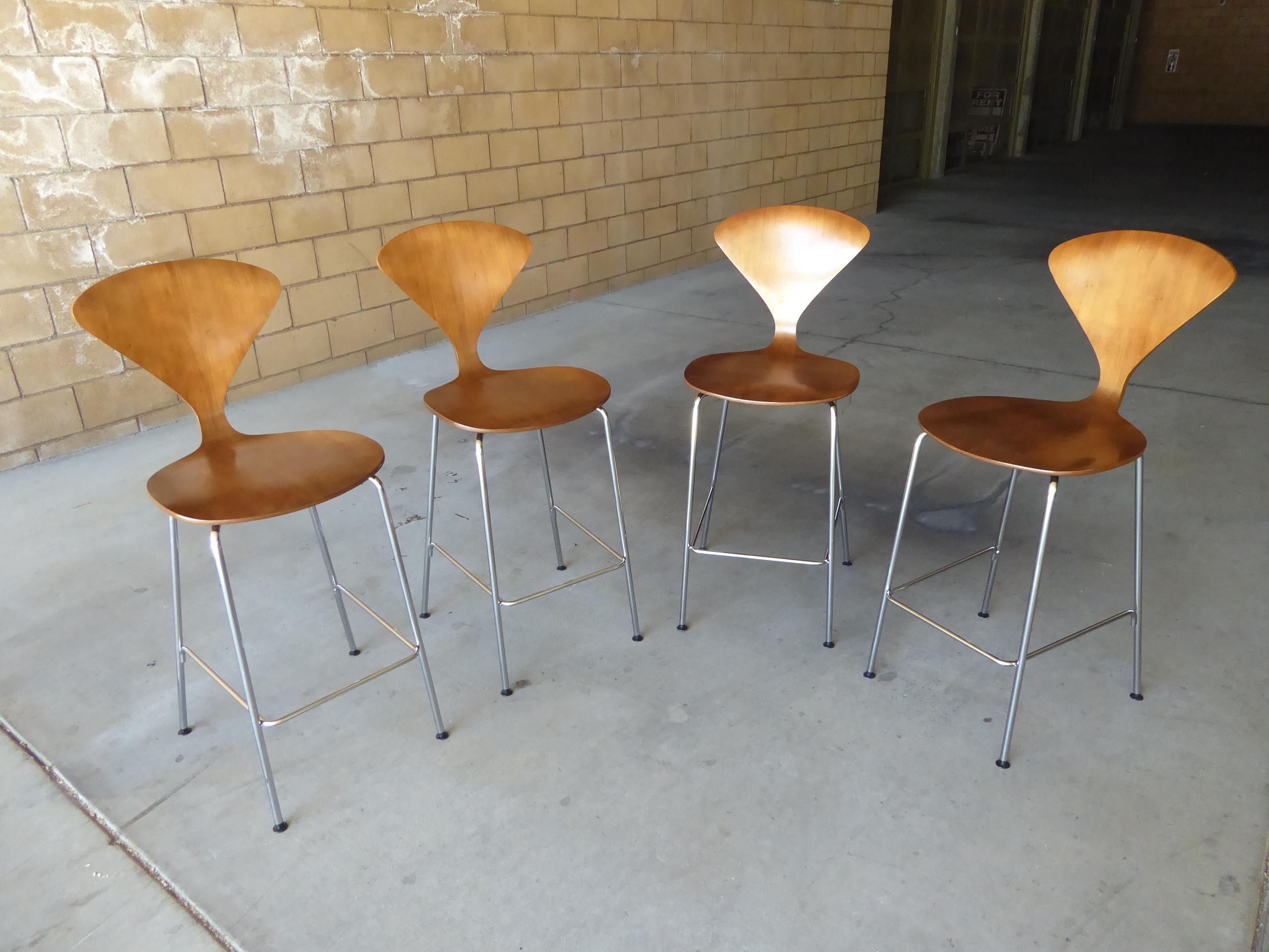 Mid-Century Modern Set of Four 1958 Metal Based Counter Stools by Norman Cherner