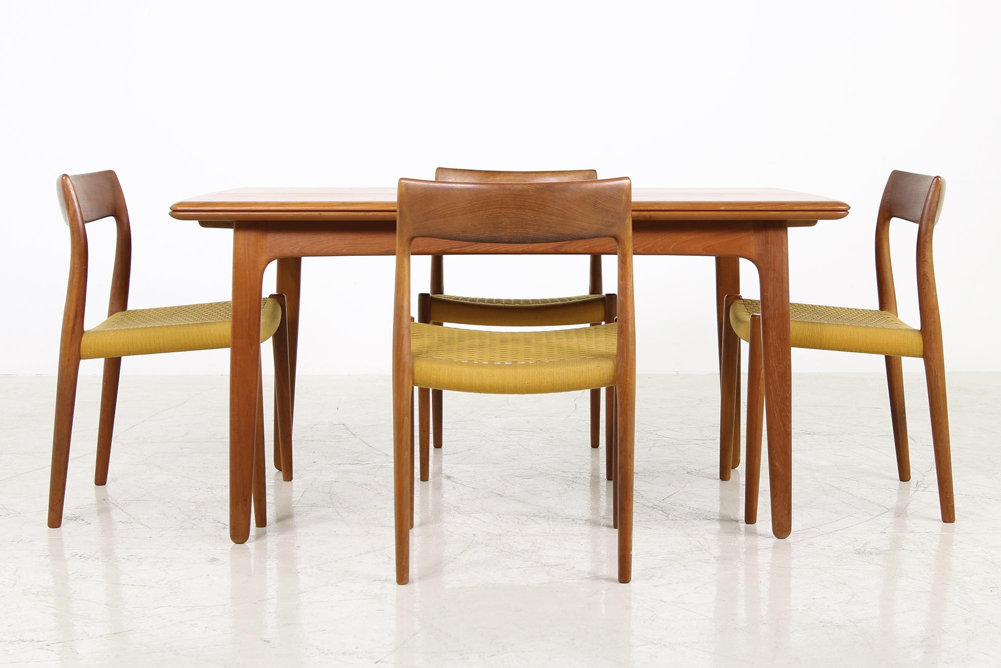 Set of Four 1960s Danish Teak Dining Room Chairs by Niels O. Moller Mod. 77 4