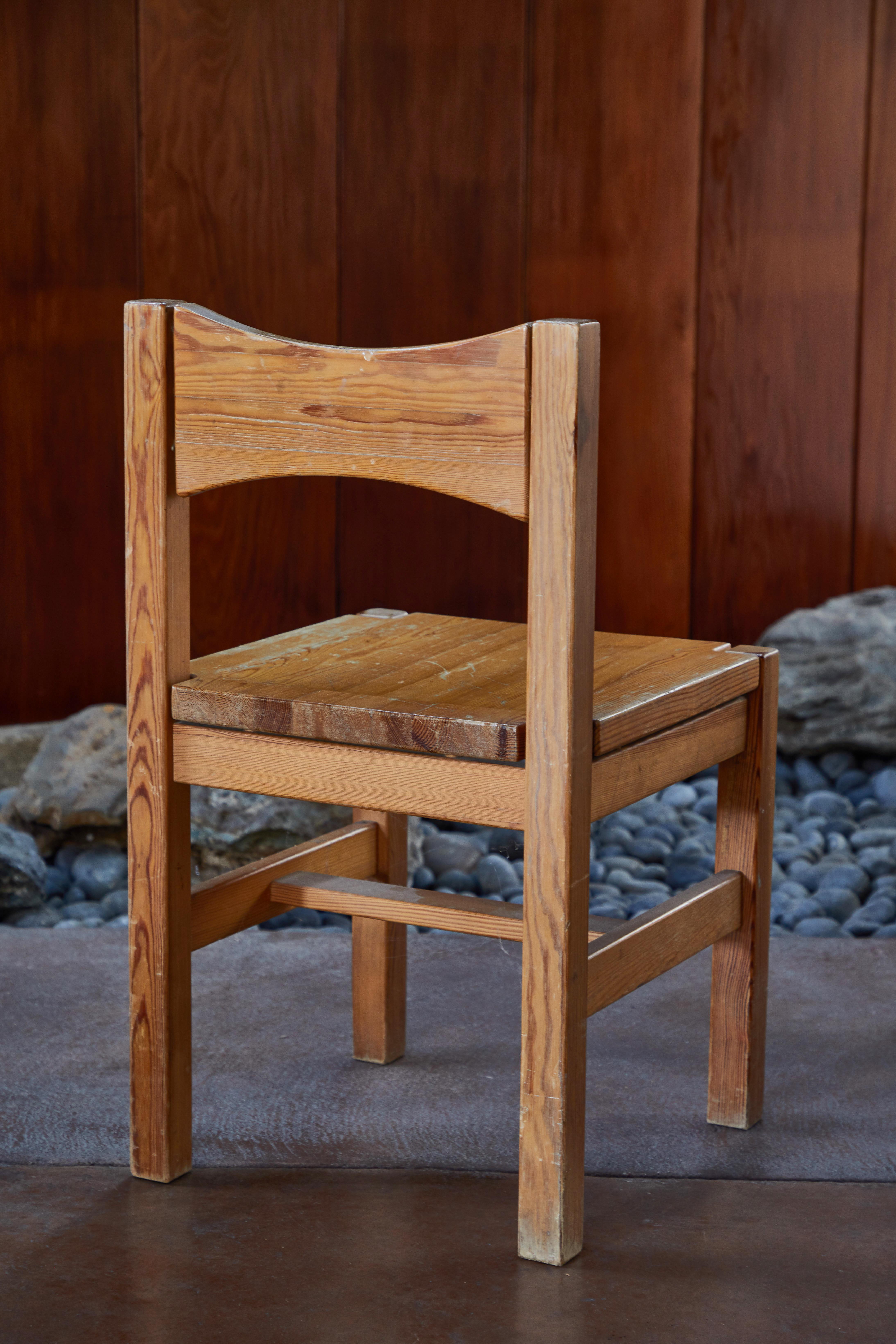 Scandinavian Modern Set of Four 1960s Ilmari Tapiovaara Dining Chairs for Laukaan Puu Oy, Finland