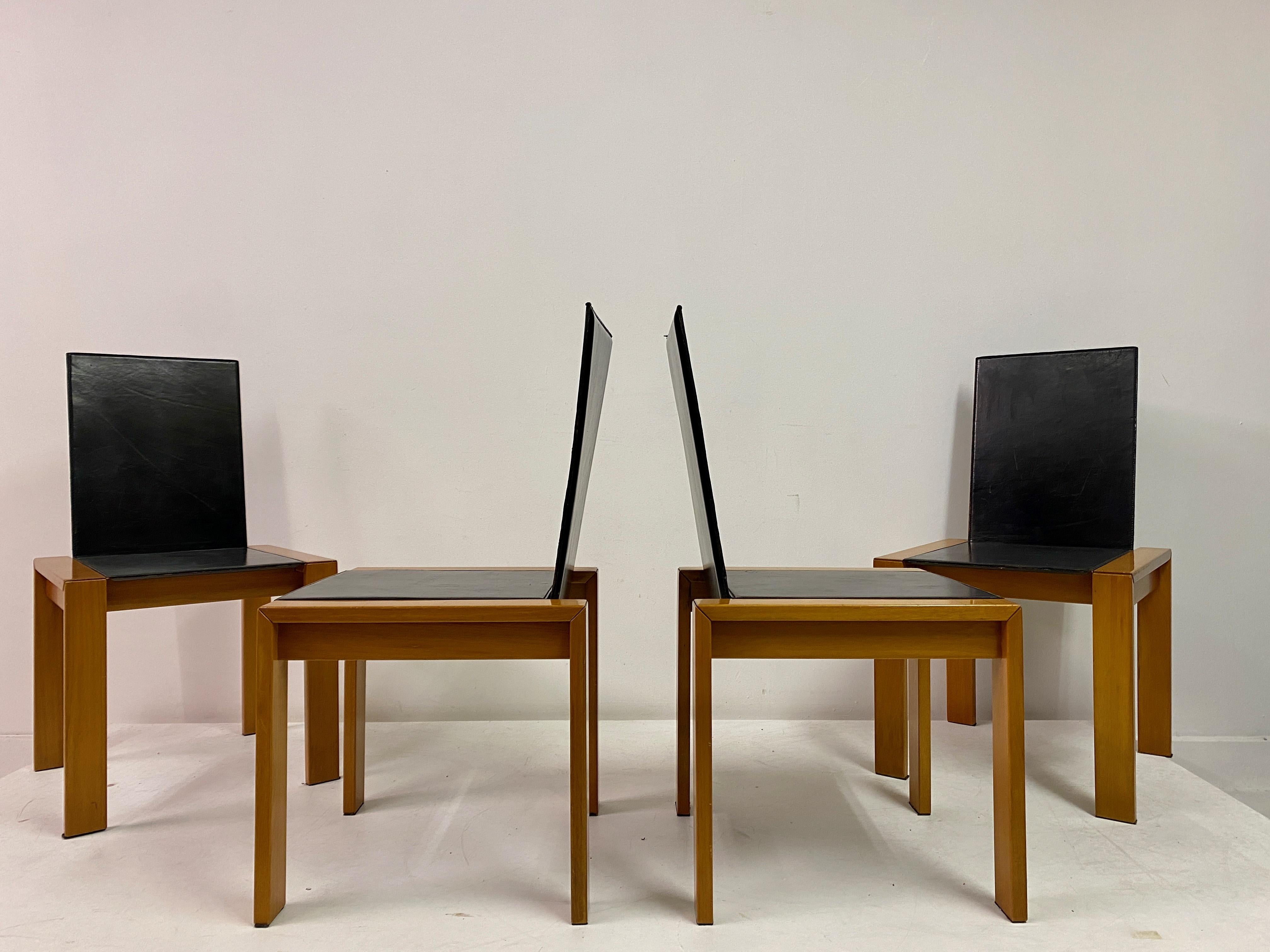 Set of Four 1970s Italian Black Leather Dining Chairs For Sale 4