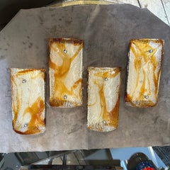 Ensemble de quatre appliques murales en verre de Murano des années 1970 The Modernity Murano by Mazzega