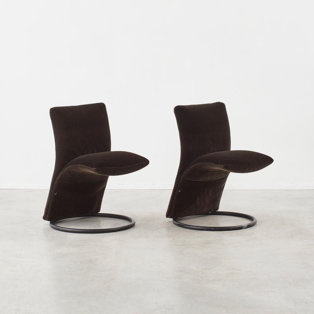 Post-Modern Set of Four 1970s Pompeo Fumagalli ‘Calla’ Chairs, Italy 1970s For Sale