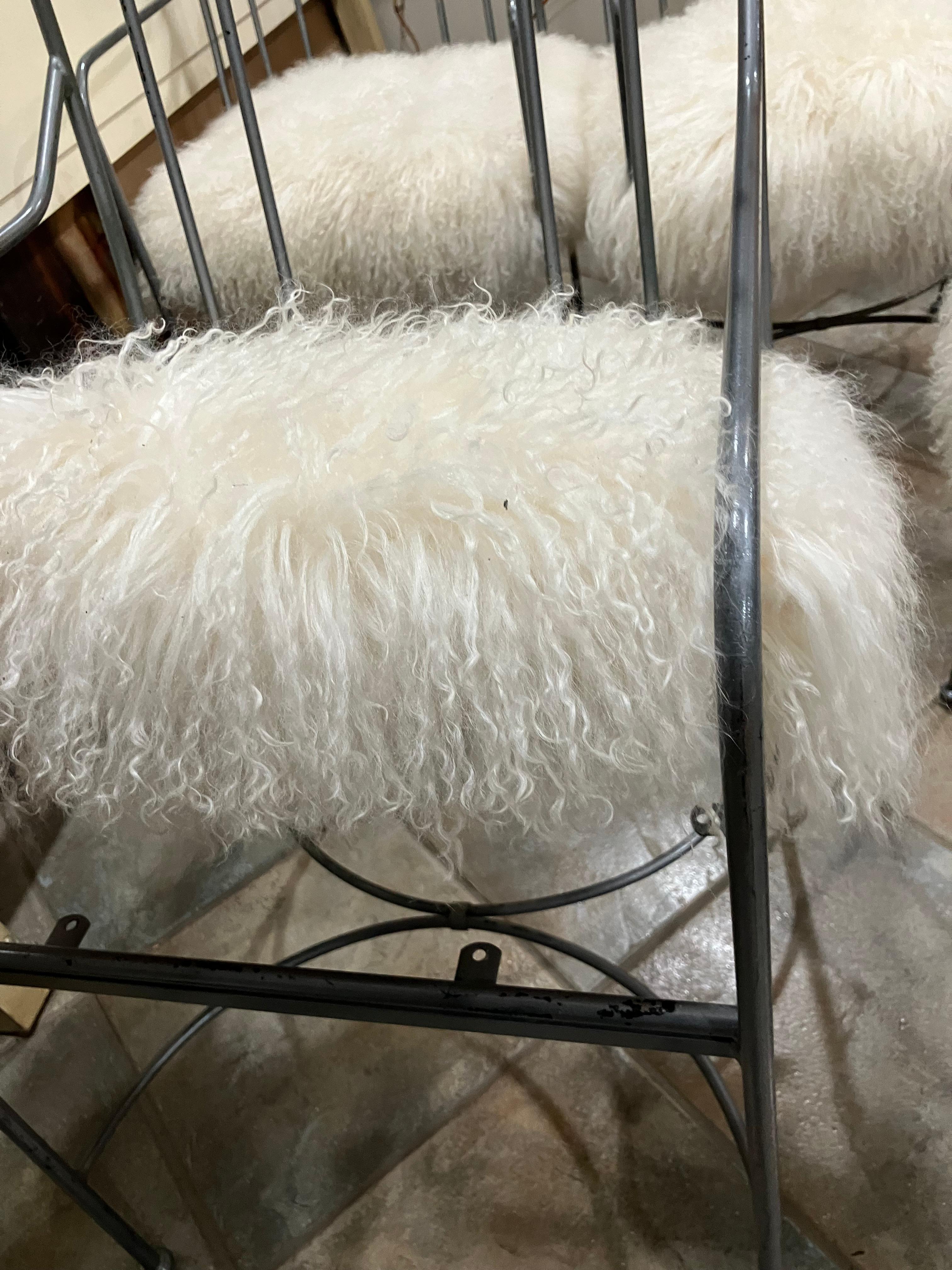 Set of Four 1980s American Metal Chairs With Custom Sheepskin Slipcovers For Sale 3