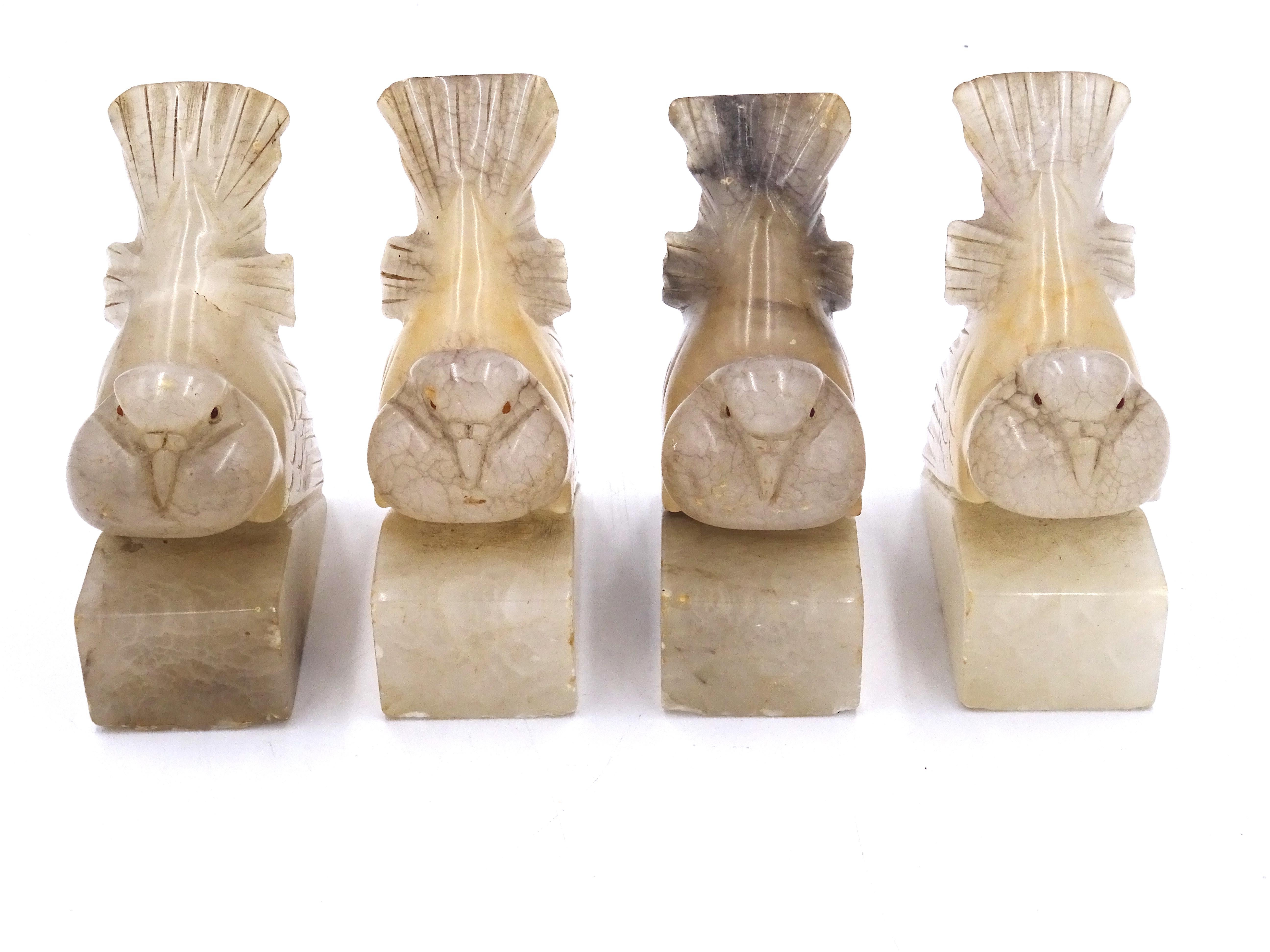 Set of Four 19th-Century Alabaster Bird Sculptures, China For Sale 3