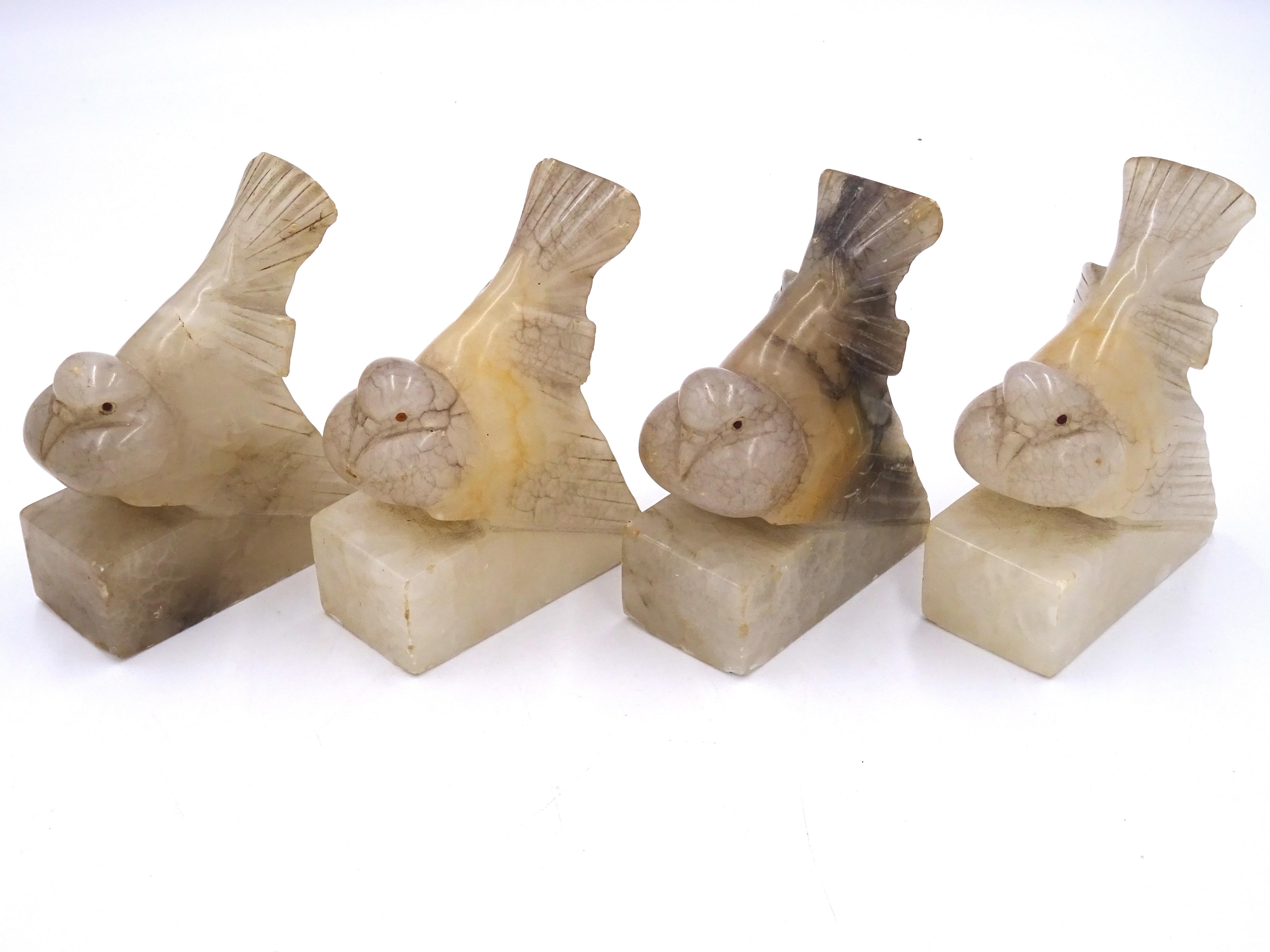 Set of Four 19th-Century Alabaster Bird Sculptures, China For Sale 4