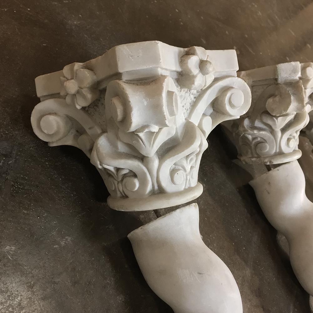 Set of Four 19th Century Cararra Marble Columns with Byzantine Capitals For Sale 2