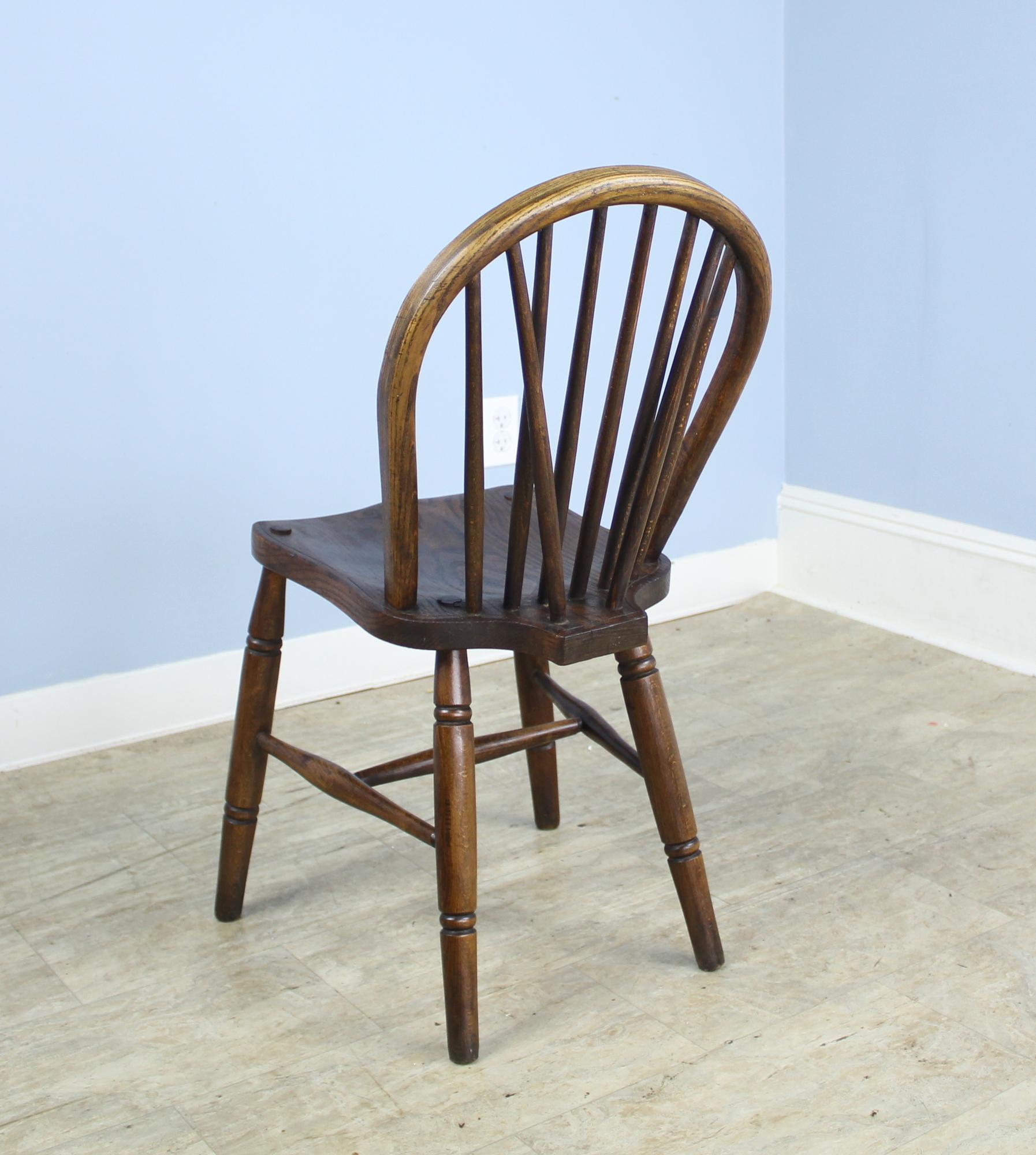 Set of Four 19th Century Elm Windsor Chairs 5