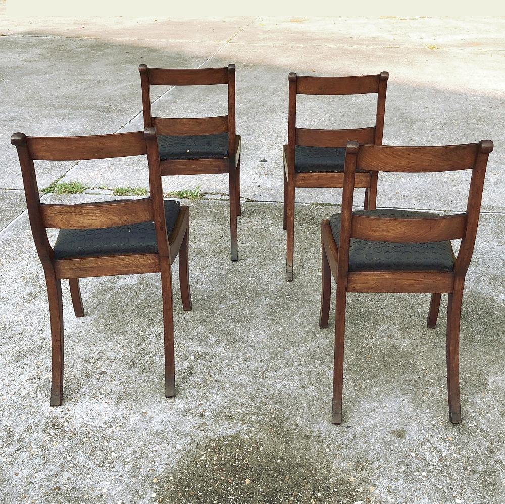 Hand-Crafted Set of Four 19th Century English Mahogany Chairs For Sale