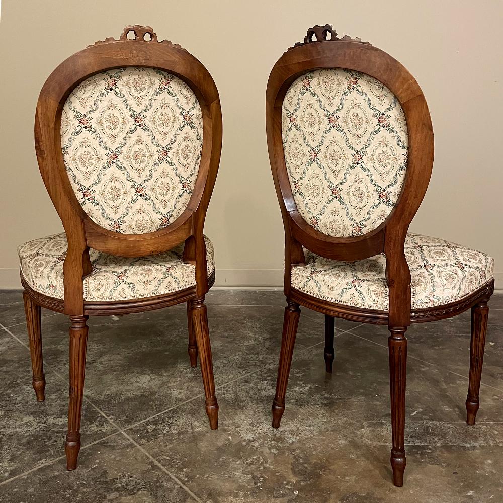 Set of Four 19th Century French Louis XVI Walnut Chairs For Sale 11
