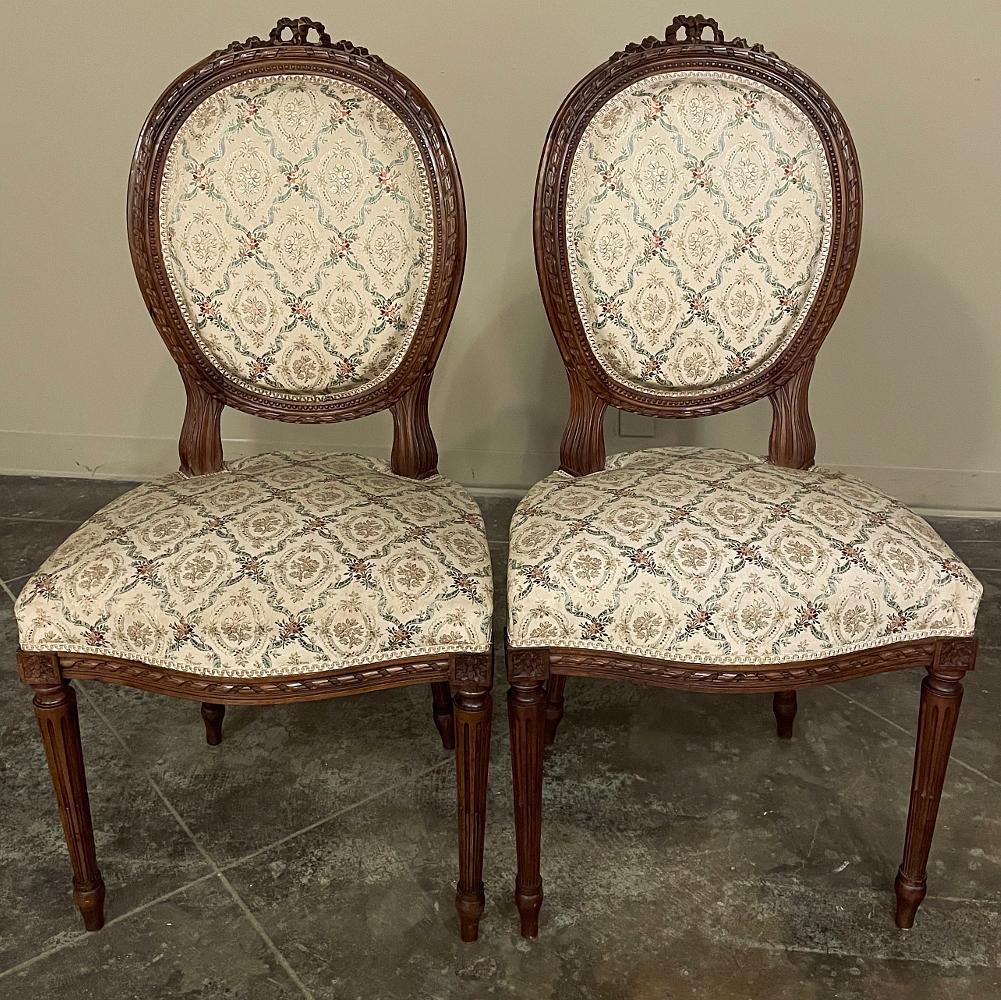 Set of Four 19th Century French Louis XVI Walnut Chairs For Sale 2