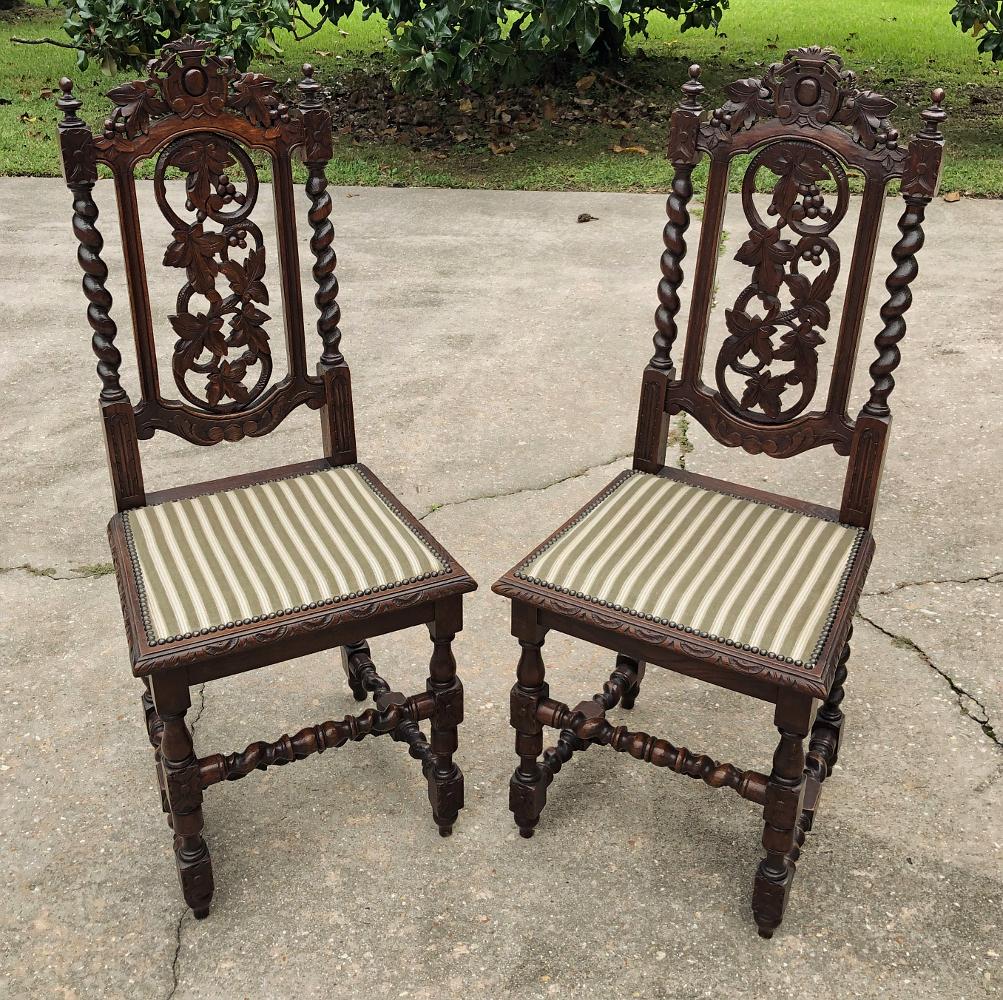 Set of Four 19th Century French Renaissance Chairs For Sale 5