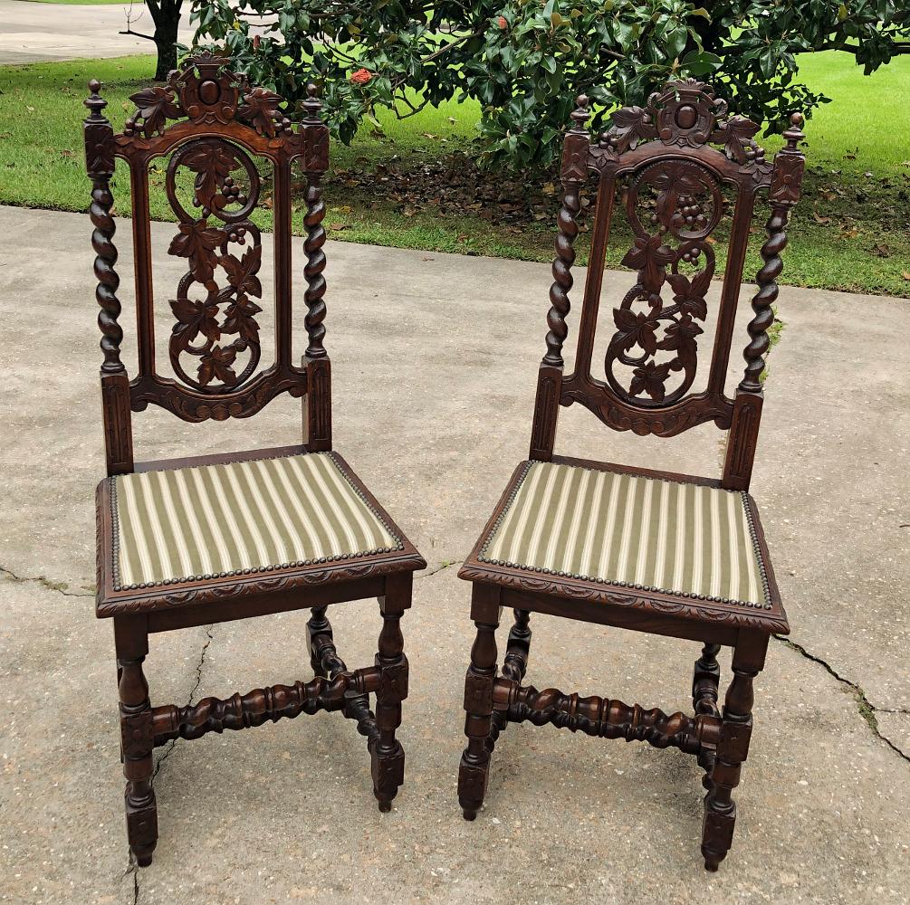 Set of Four 19th Century French Renaissance Chairs For Sale 1