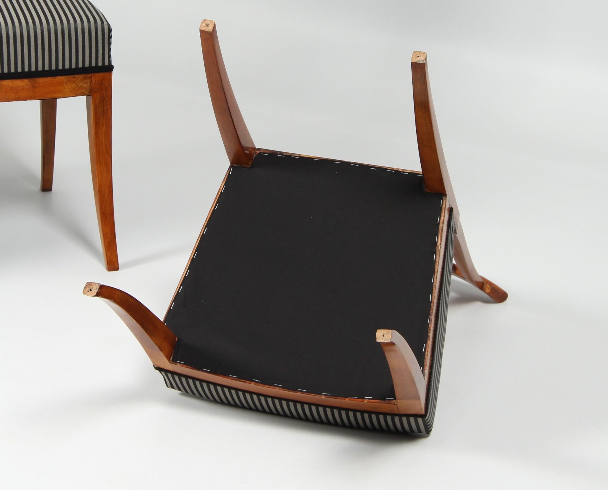 Juego De Cuatro Sillas Biedermeier Alemanas Del Siglo XIX, Circa 1820 en venta 6