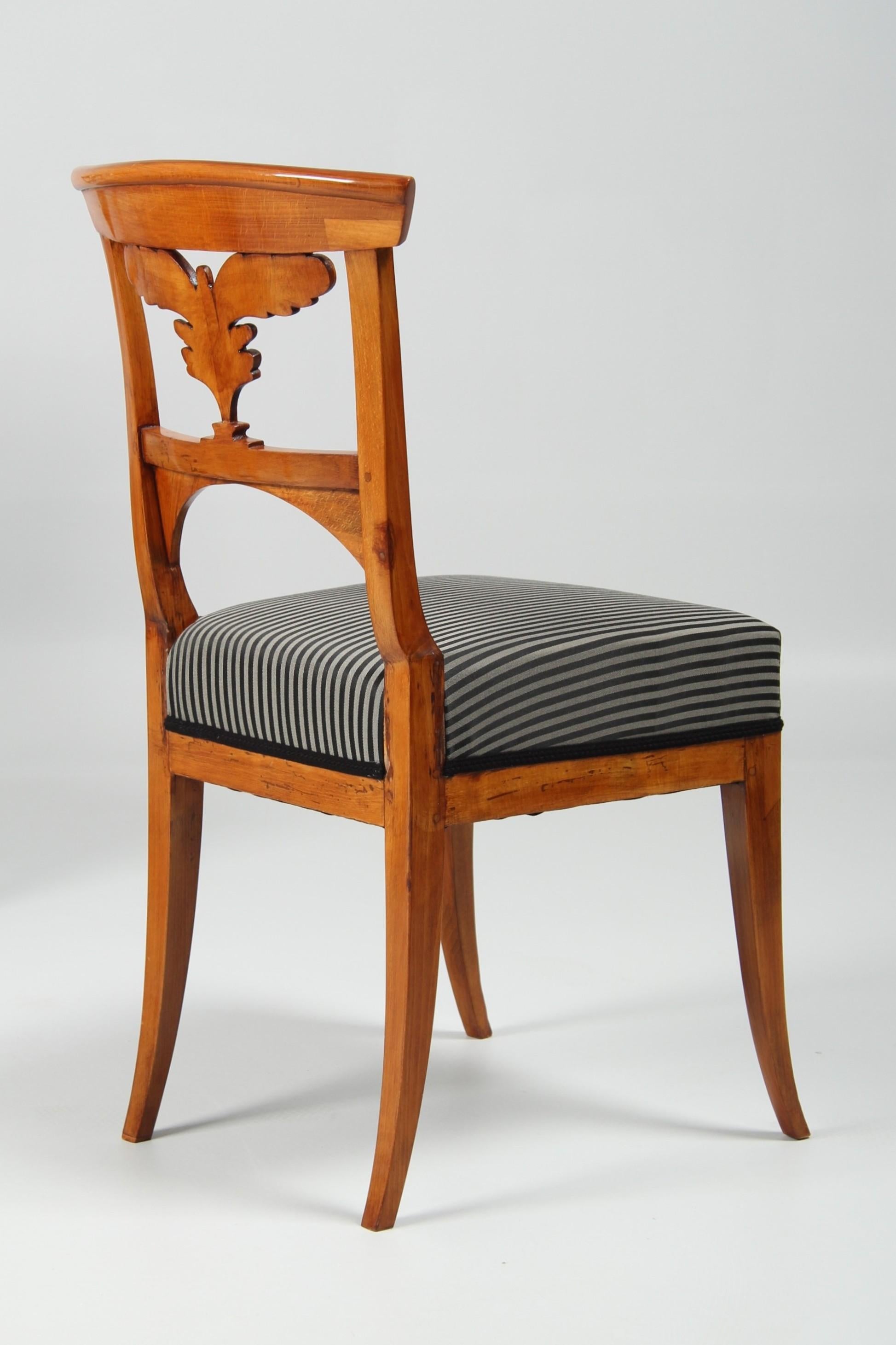 Juego De Cuatro Sillas Biedermeier Alemanas Del Siglo XIX, Circa 1820 Alemán en venta