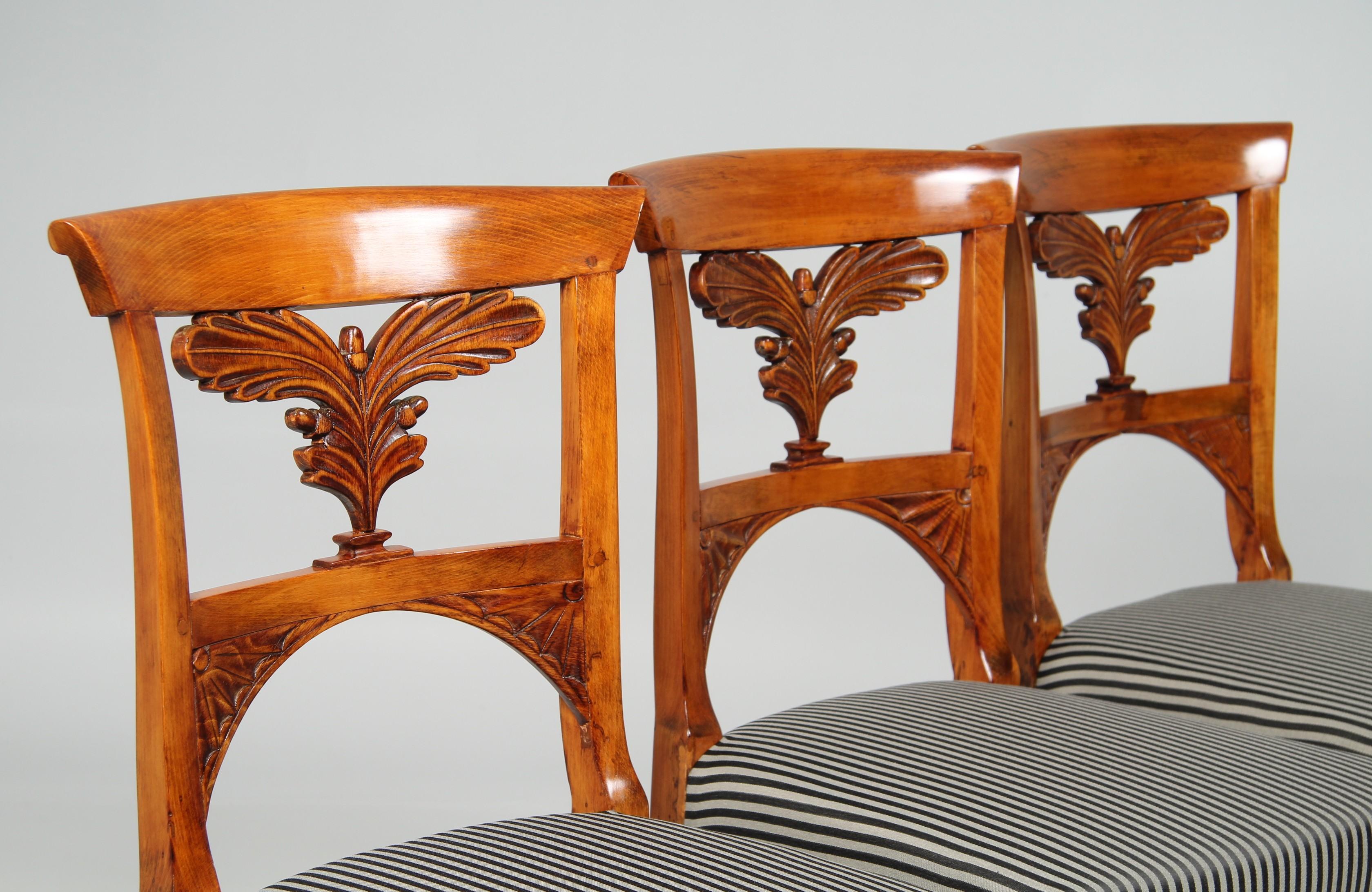 Juego De Cuatro Sillas Biedermeier Alemanas Del Siglo XIX, Circa 1820 Haya en venta