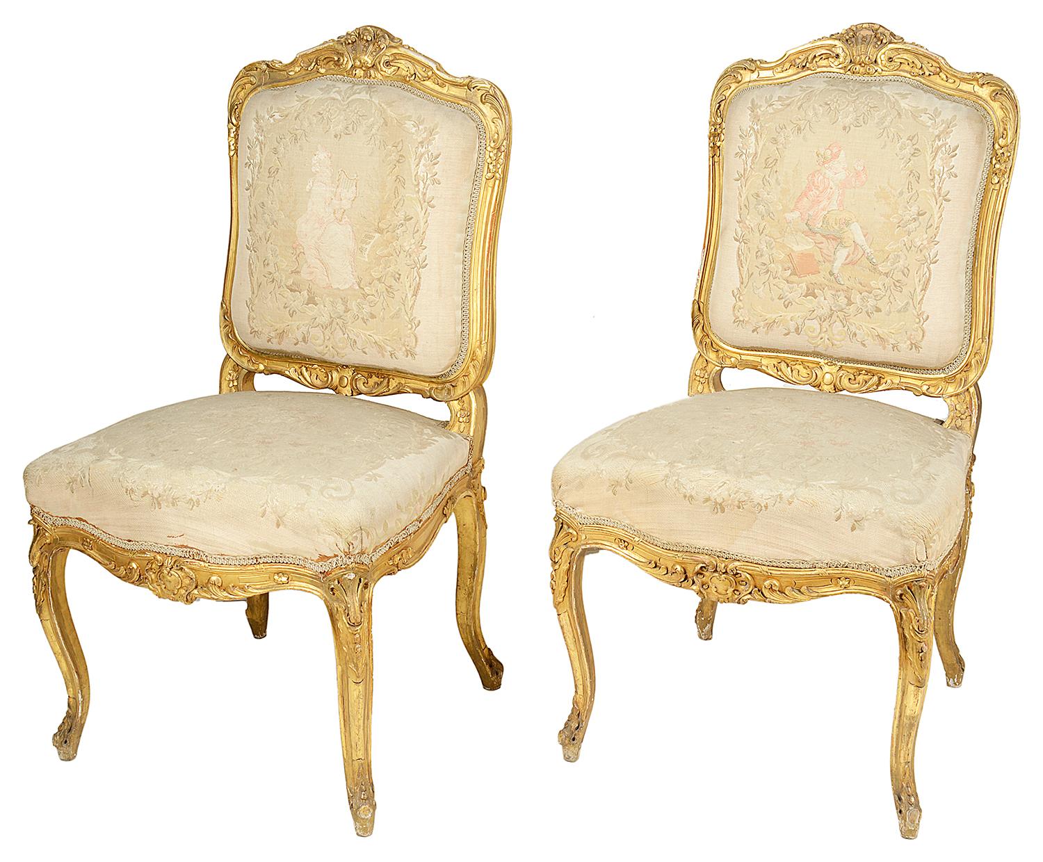 Louis XVI Ensemble de quatre chaises de salon dorées du 19ème siècle en vente