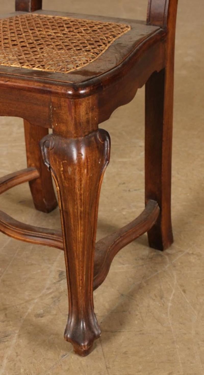 Set of four 19th century Iberian baroque wood chairs
Iberia, 1801-1900
Measure: 41