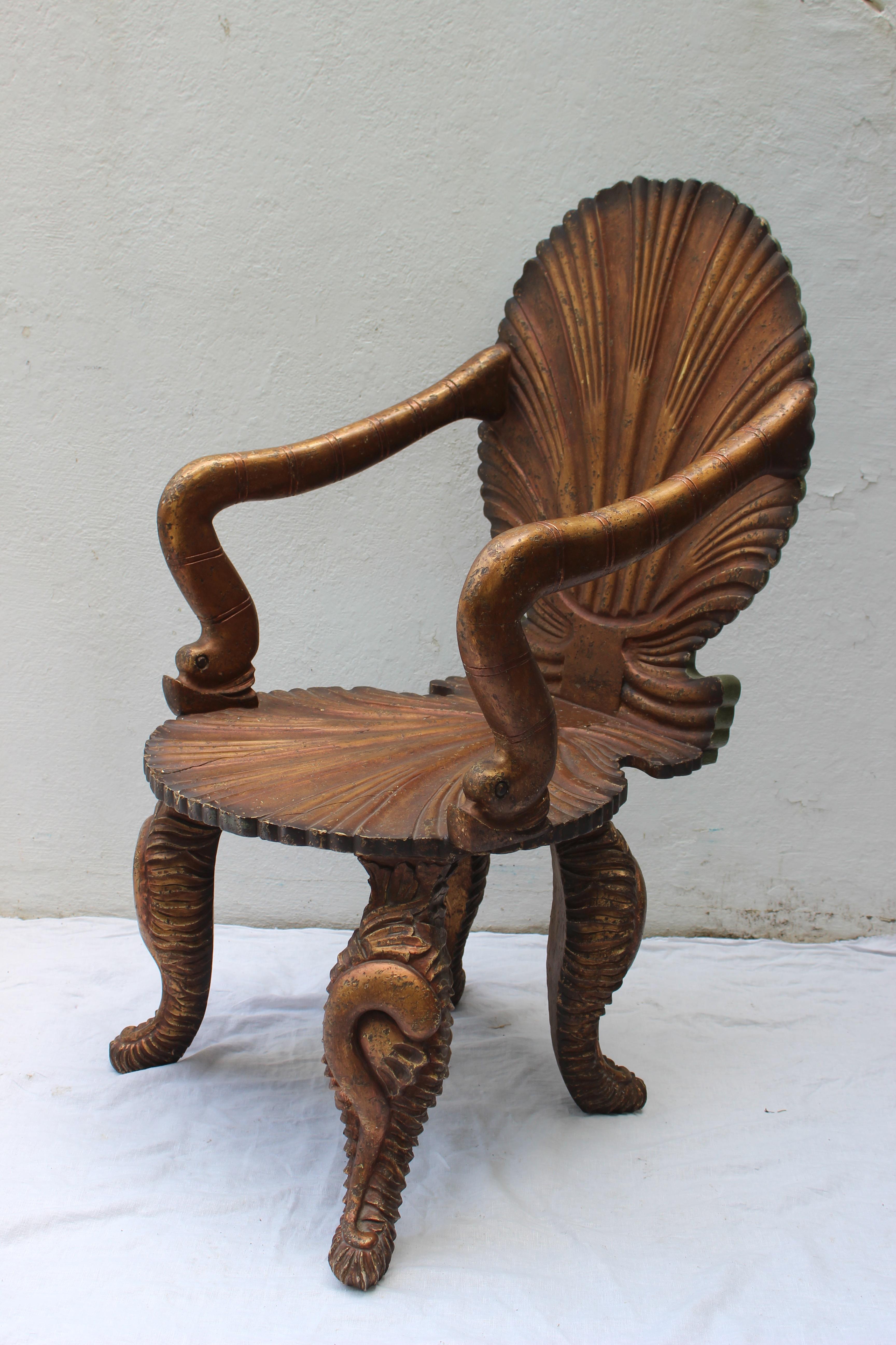 Satz von vier italienischen Grotto-Sesseln aus Holz aus dem 19. Jahrhundert (Italienisch) im Angebot