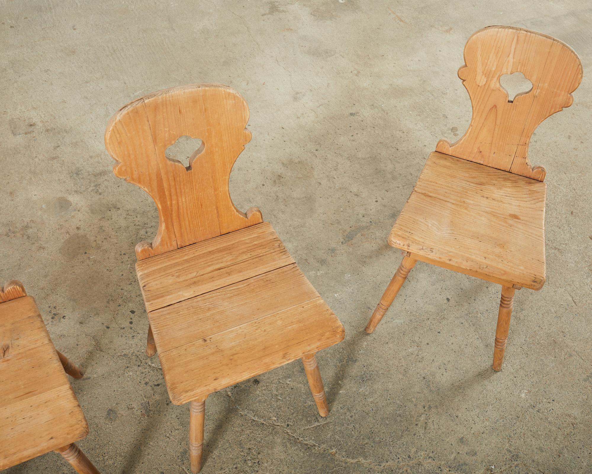 Set of Four 19th Century Primitive Swedish Folk Art Pine Chairs For Sale 2