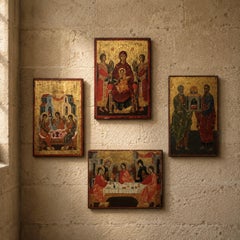 Conjunto de cuatro iconos devocionales rusos del siglo XIX pintados a mano sobre paneles de madera