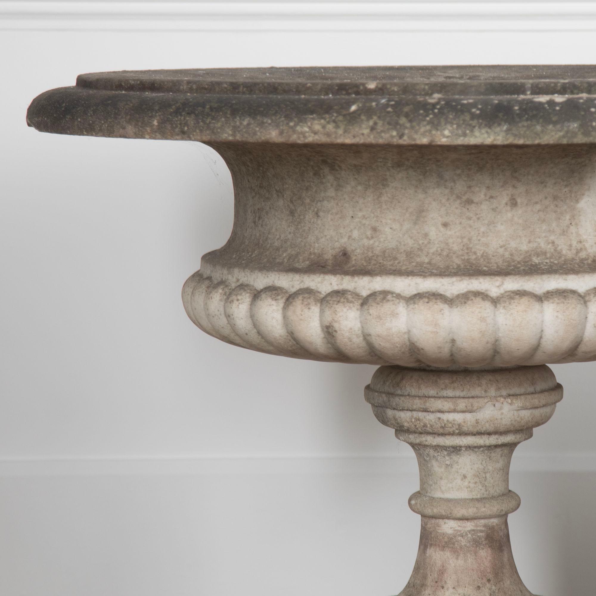 Set of Four 19th Century Solid Marble Garden Urns In Good Condition For Sale In Gloucestershire, GB