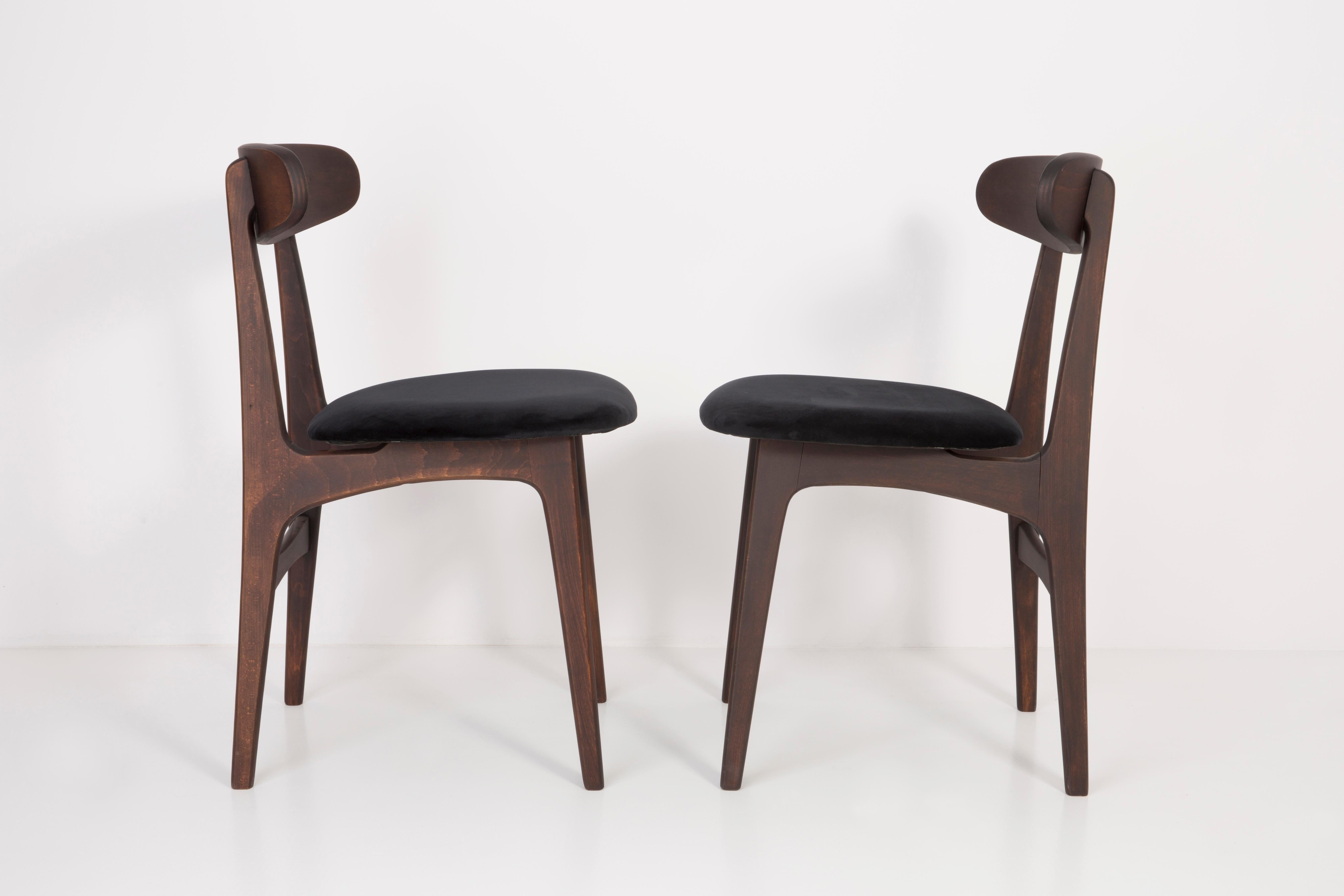 Set of Four 20th Century Black Velvet Chairs, 1960s In Excellent Condition For Sale In 05-080 Hornowek, PL