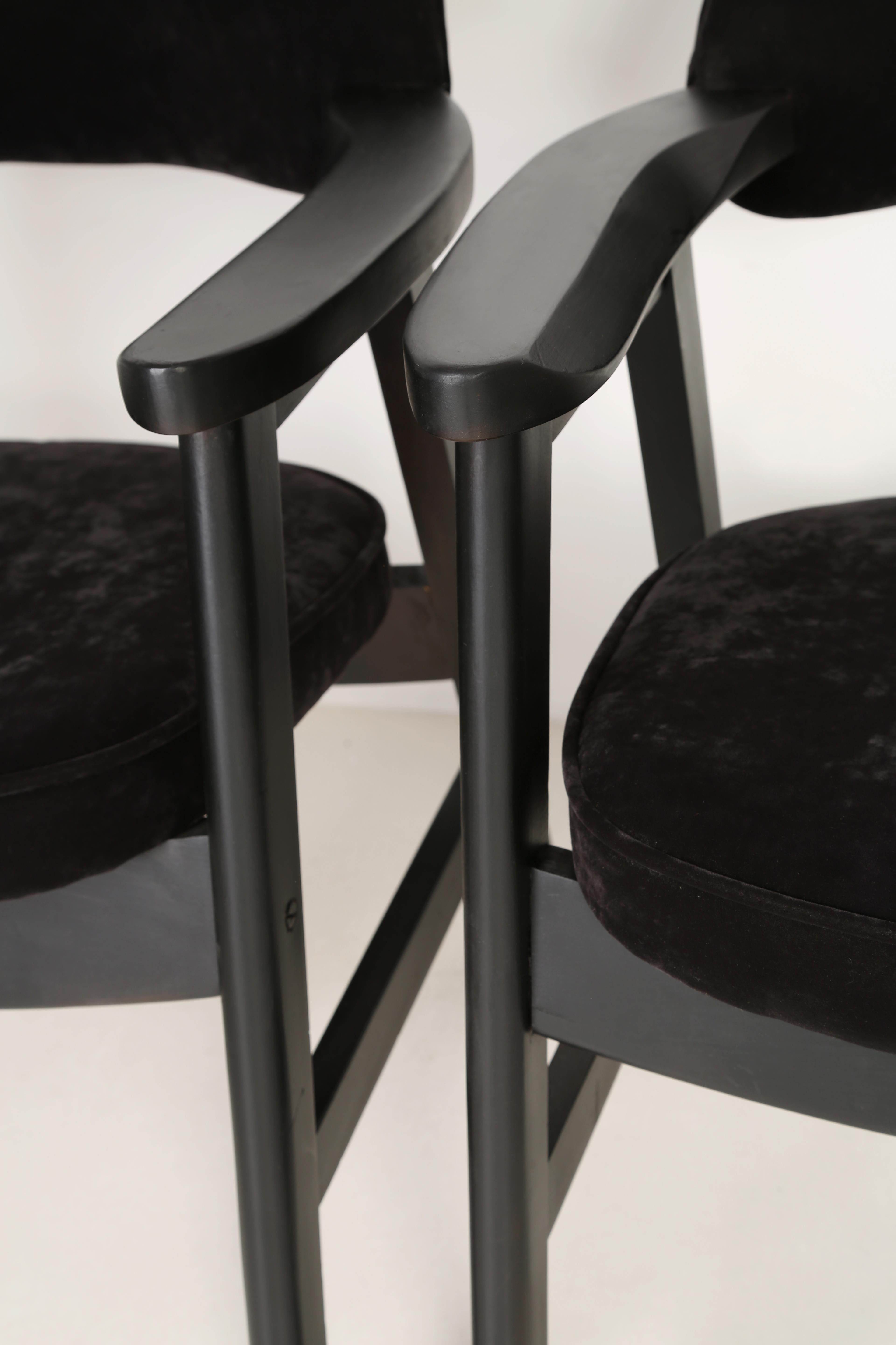 Textile Set of Four 20th Century Buffalo Black Wood and Velvet Chairs, 1960s For Sale