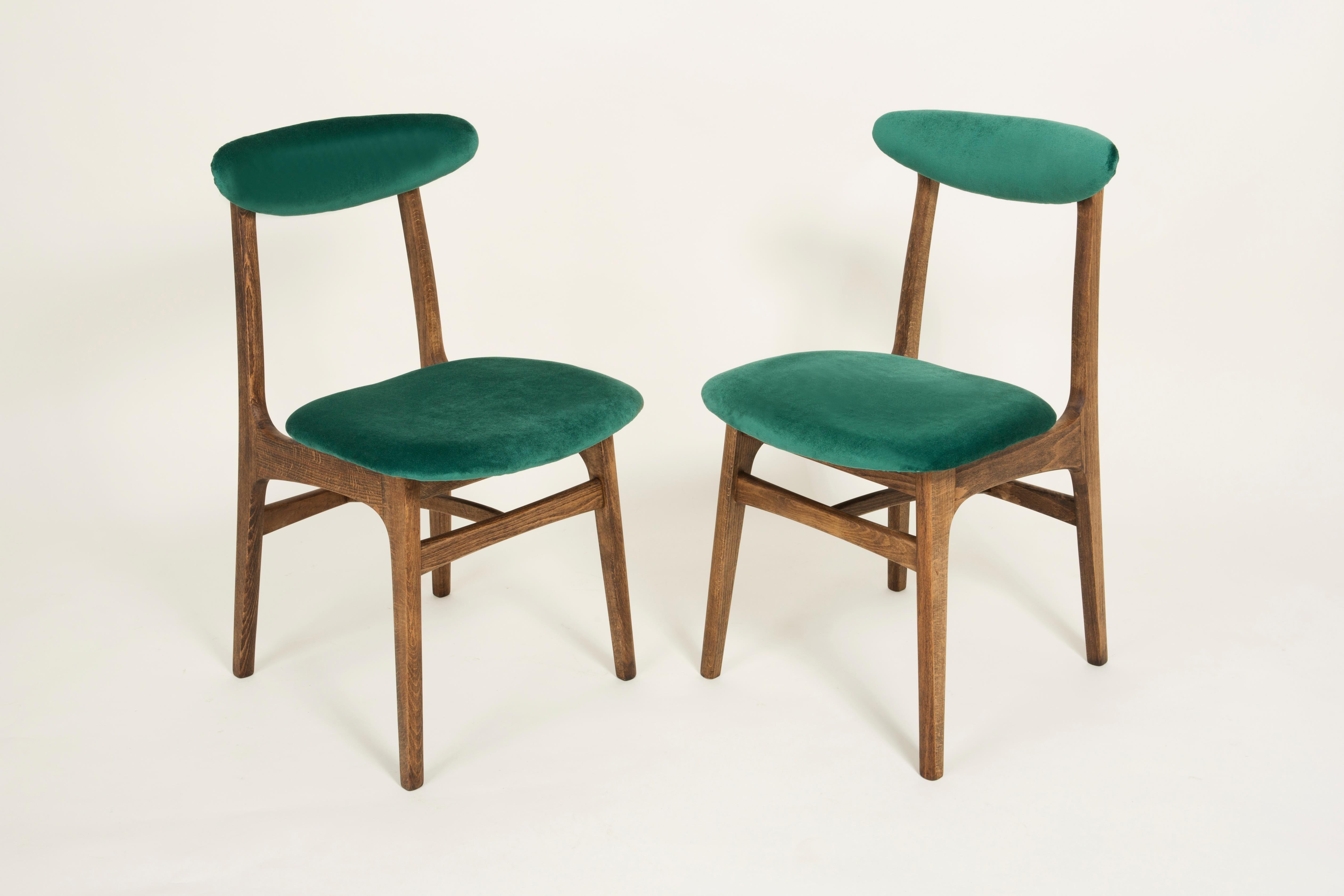 Set of Four 20th Century Dark Green Rajmund Halas Chairs, Europe, 1960s For Sale 3