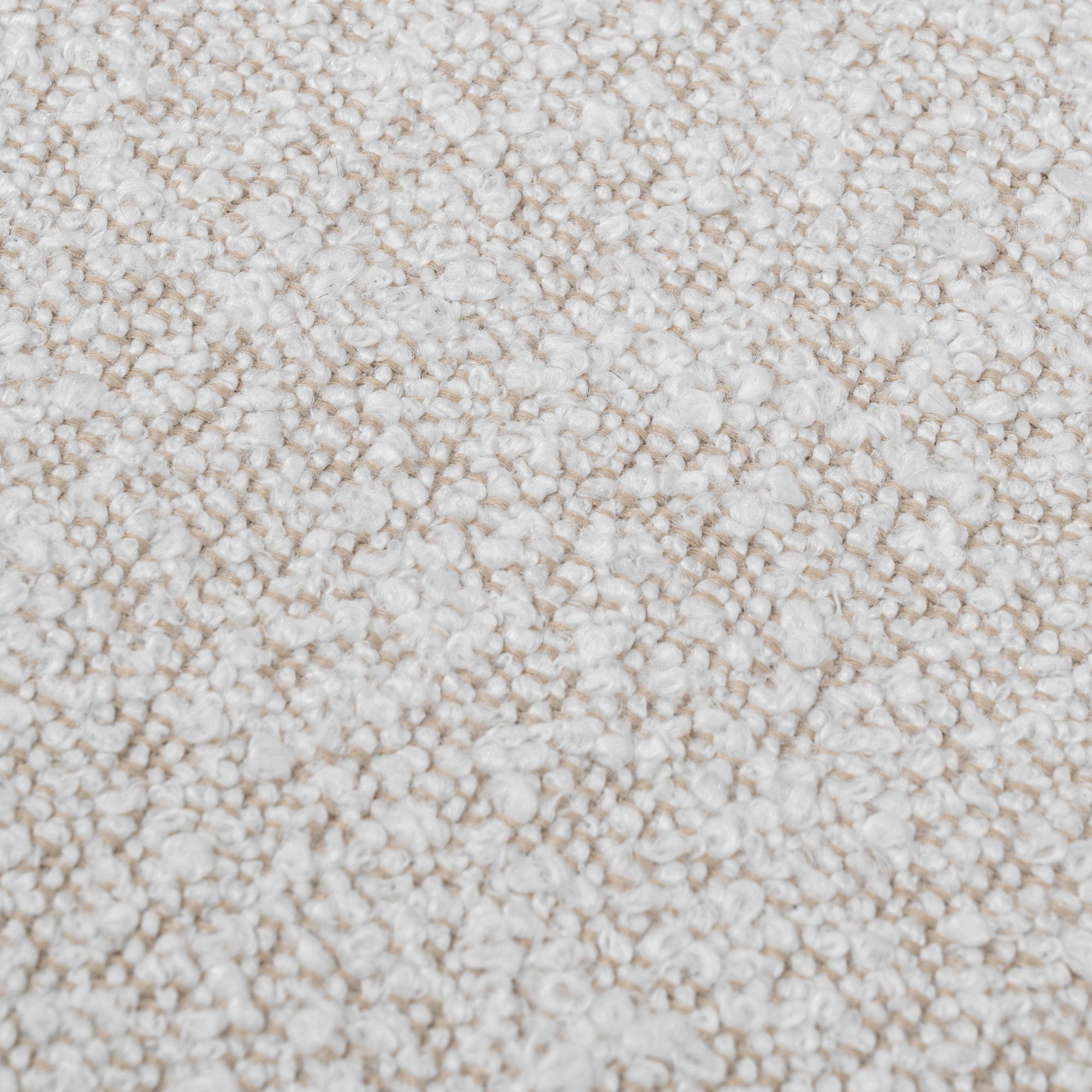 Ensemble de quatre chaises de salle à manger en chêne anglais du 20e siècle avec coussins d'assise en vente 3