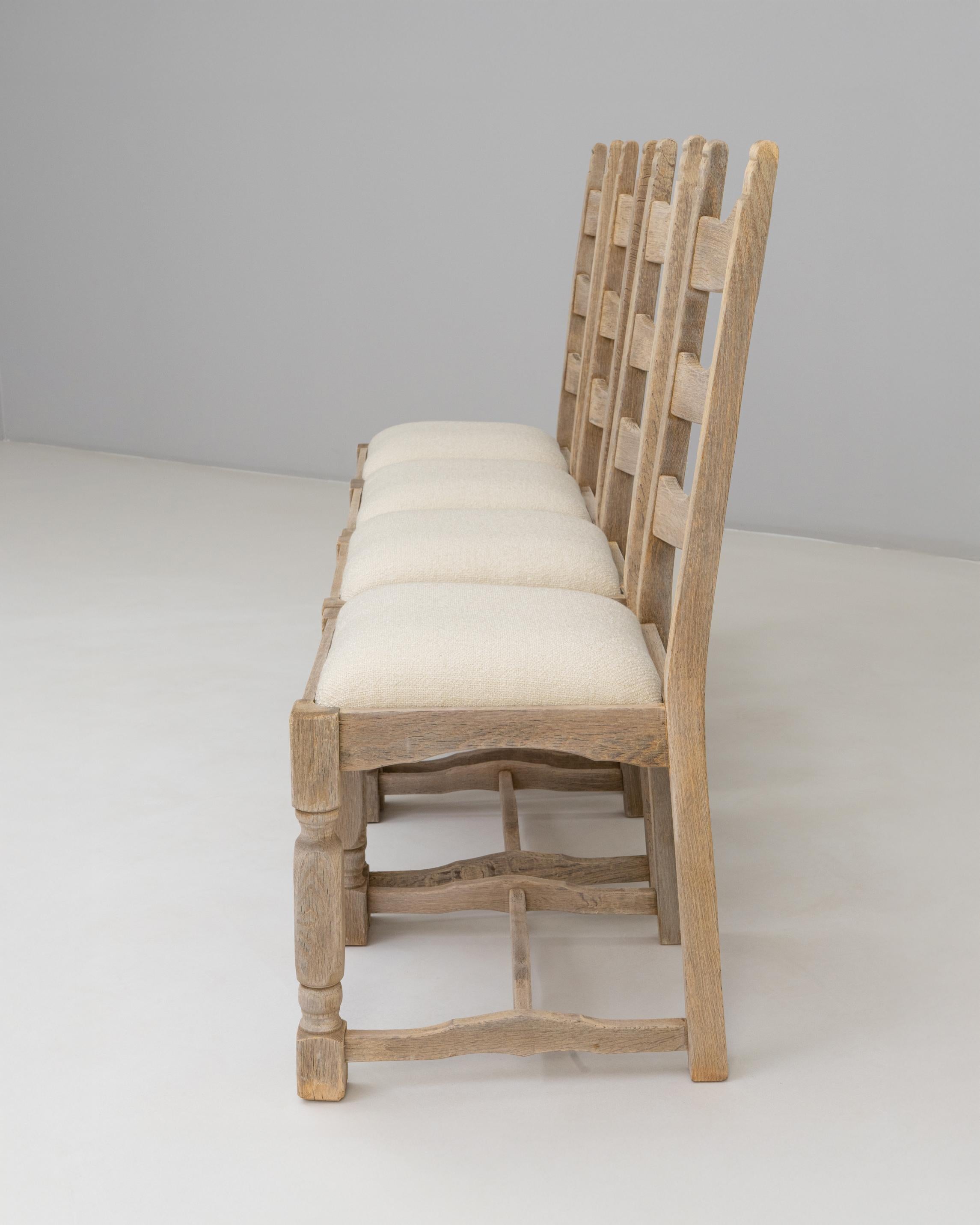 Set Of Four 20th Century French Oak Dining Chairs With Upholstered Seats en venta 9