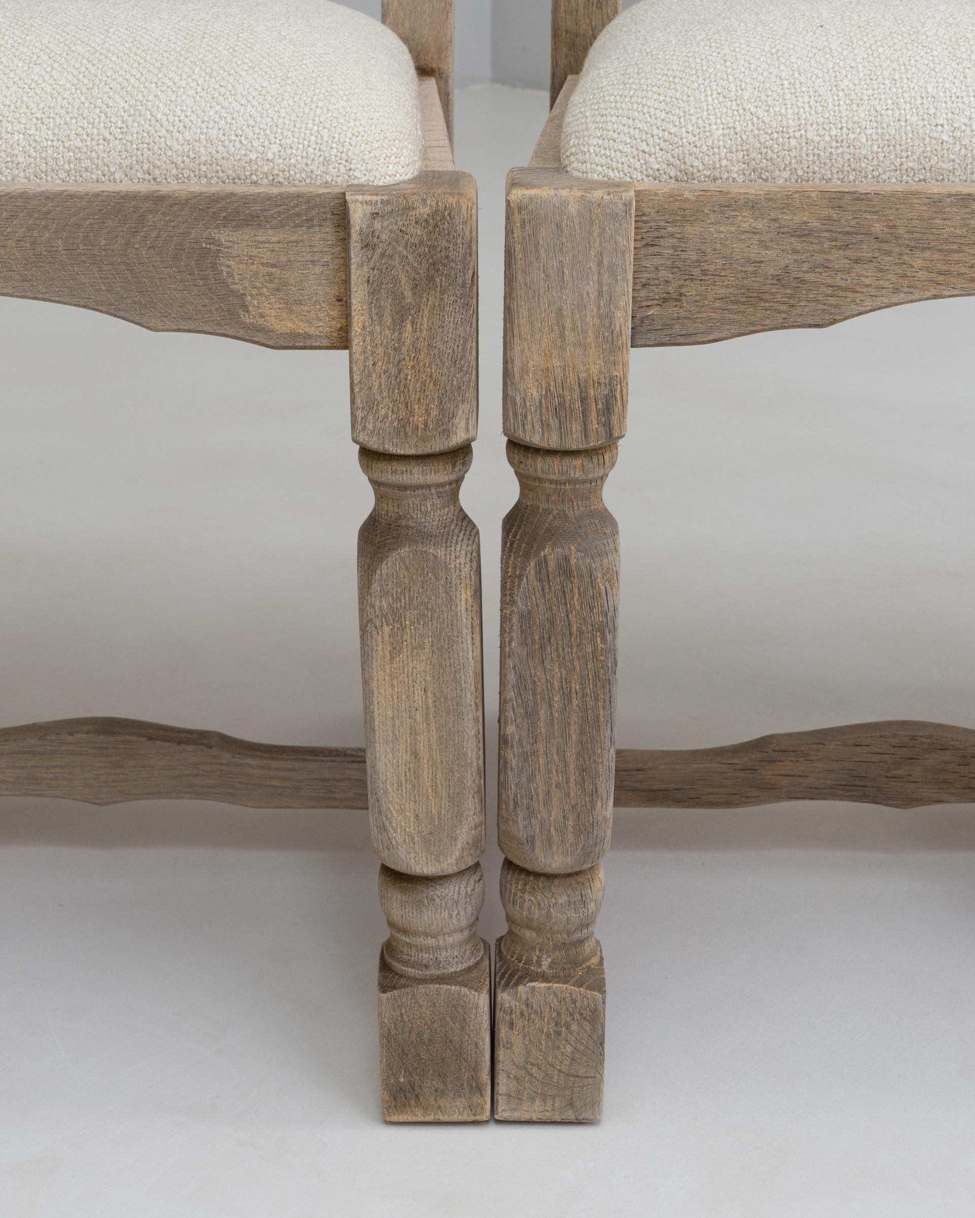 Set Of Four 20th Century French Oak Dining Chairs With Upholstered Seats en venta 10