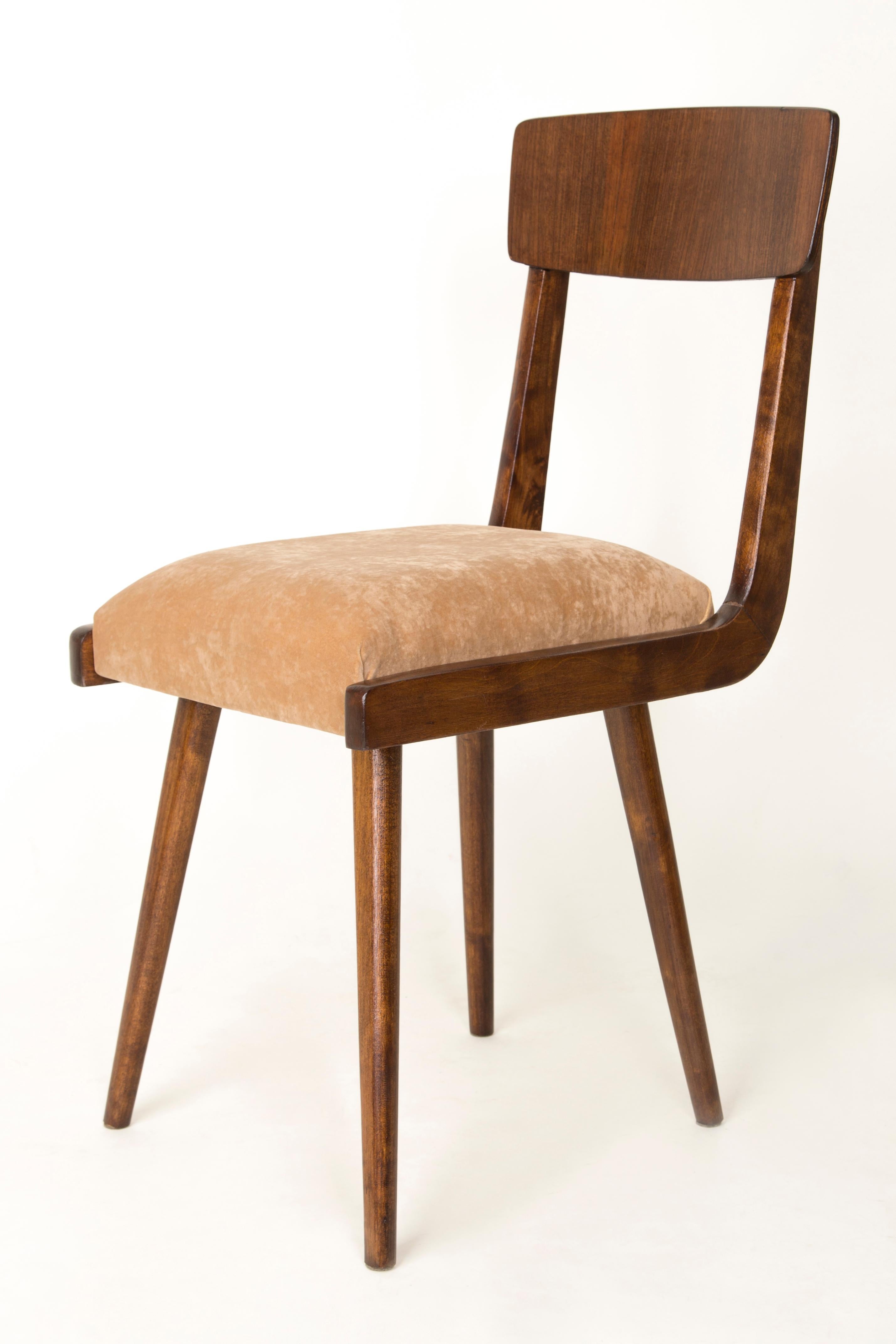 Fait main Ensemble de quatre chaises Gazelle en bois beige du 20ème siècle, années 1960 en vente