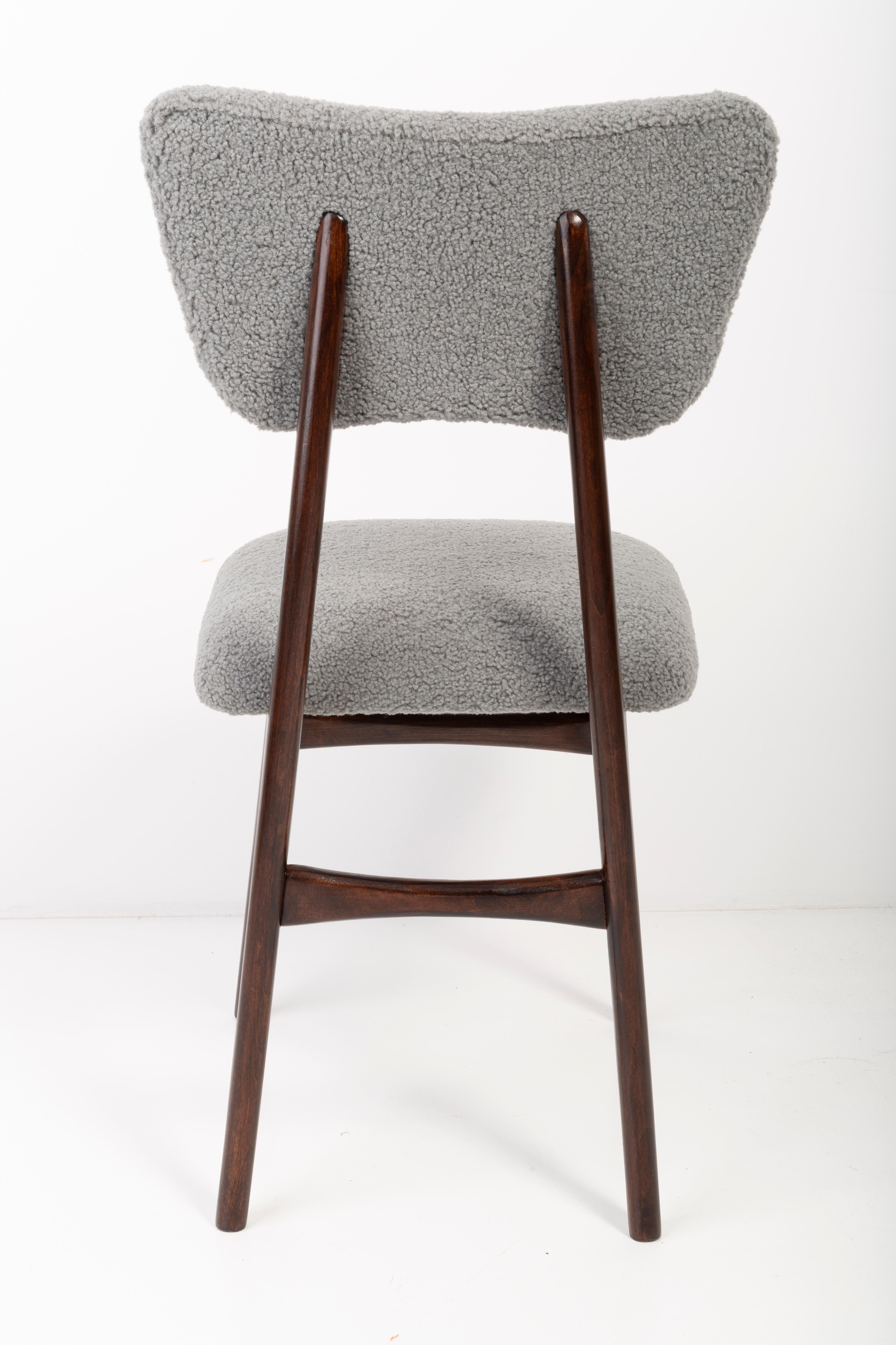 Set di quattro sedie in bouclé grigio del XX secolo, anni '60 in vendita 2