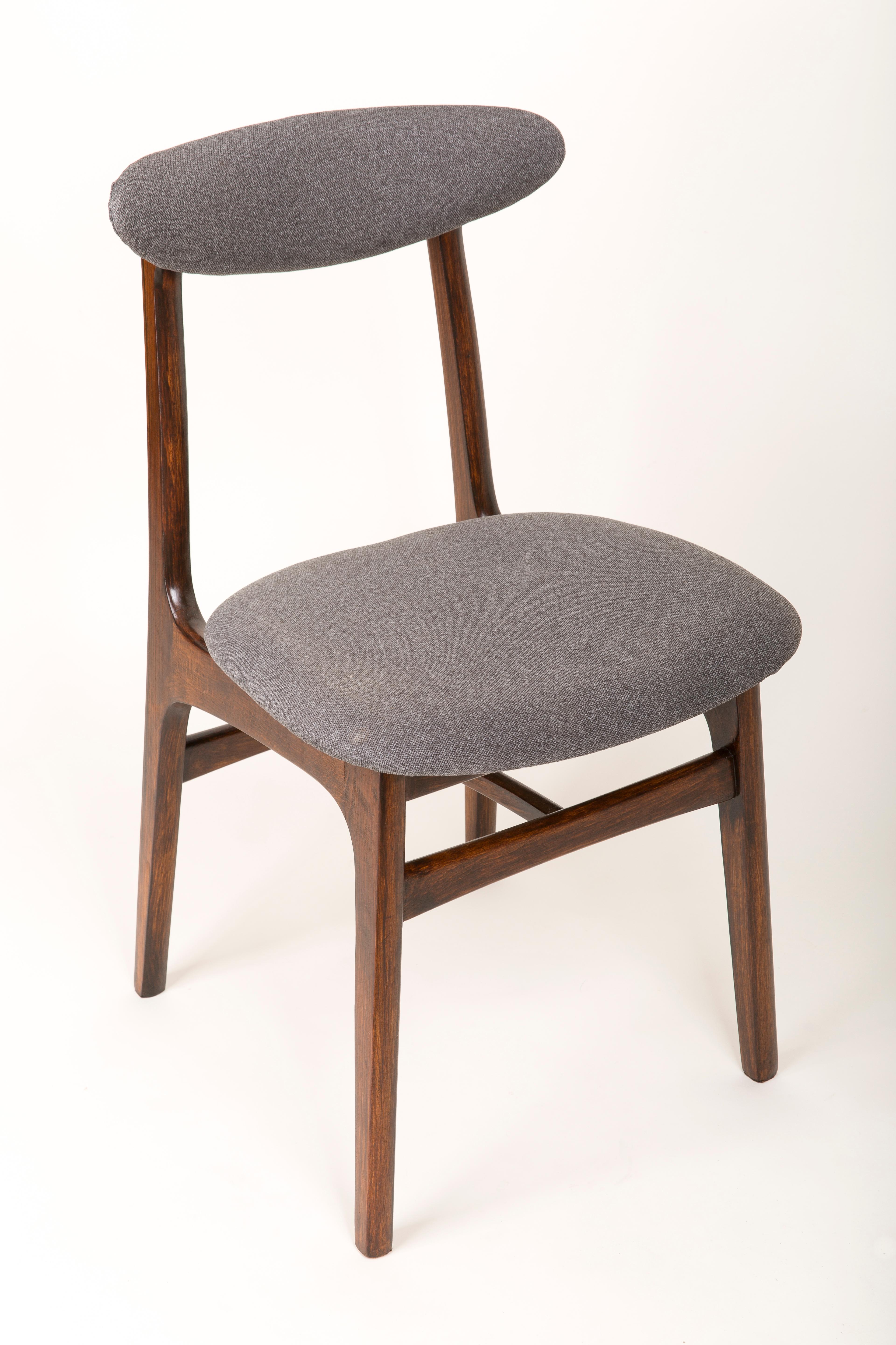 Set of Four 20th Century Gray Chairs by Rajmund Halas, 1960s In Excellent Condition For Sale In 05-080 Hornowek, PL