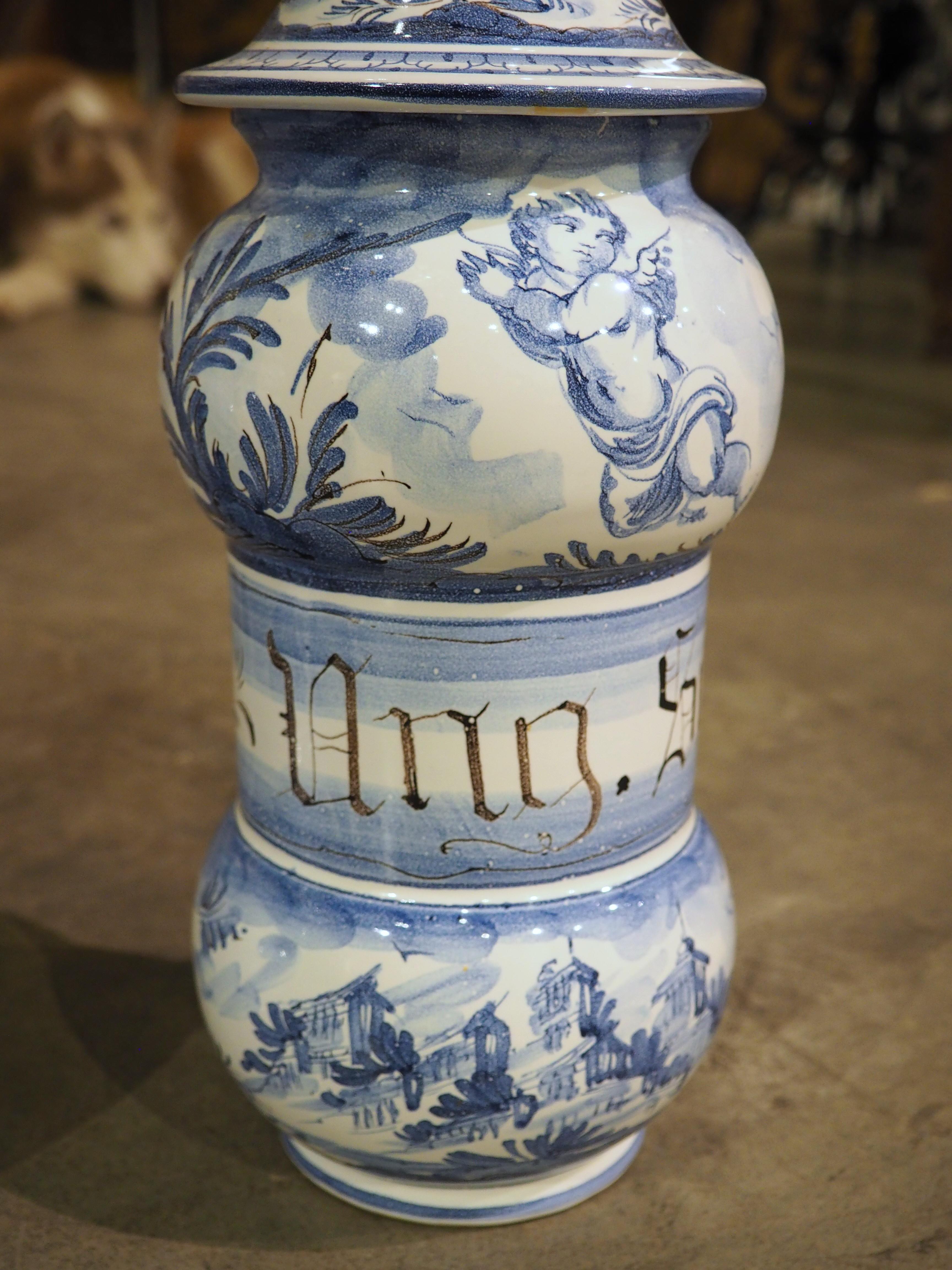 Satz von vier italienischen Albisola-Apothekentöpfen mit blauem und weißem Deckel aus dem 20. 8