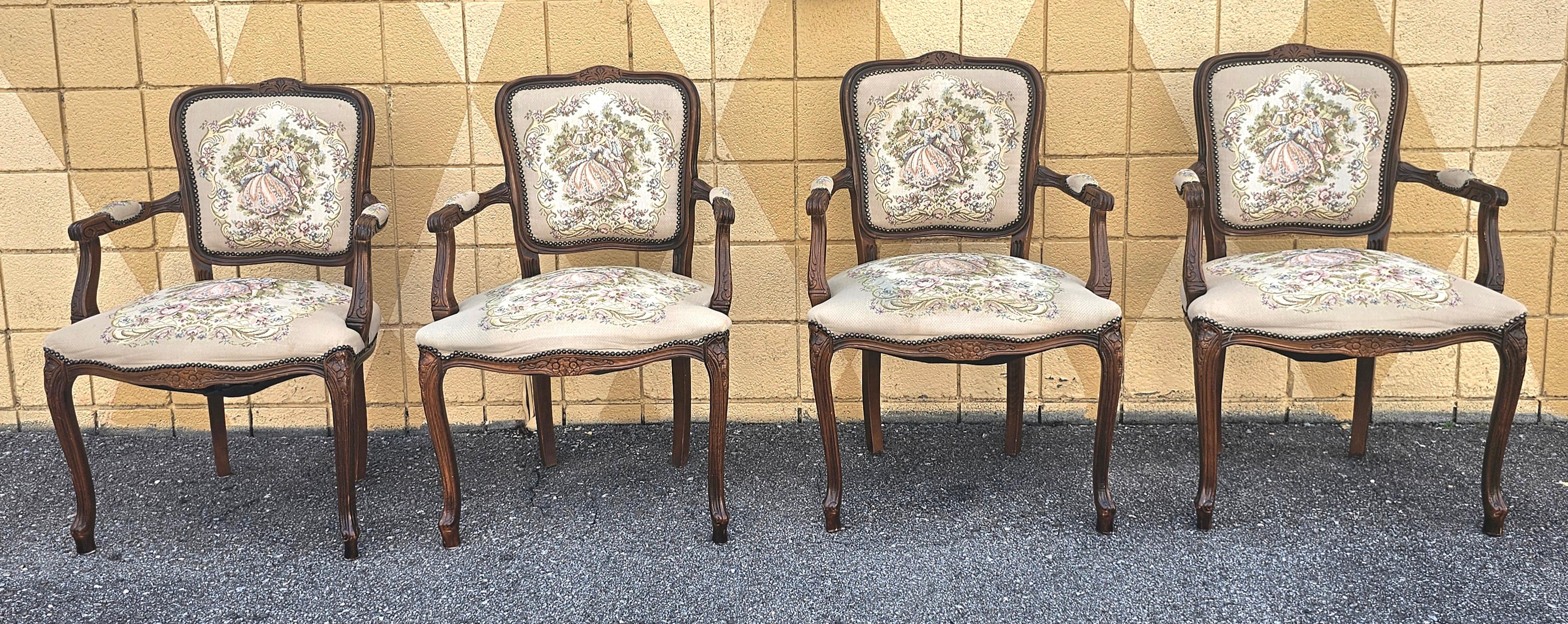 italien Ensemble de quatre fauteuils en tapisserie de château d'Ax Louis XV du 20ème siècle en vente