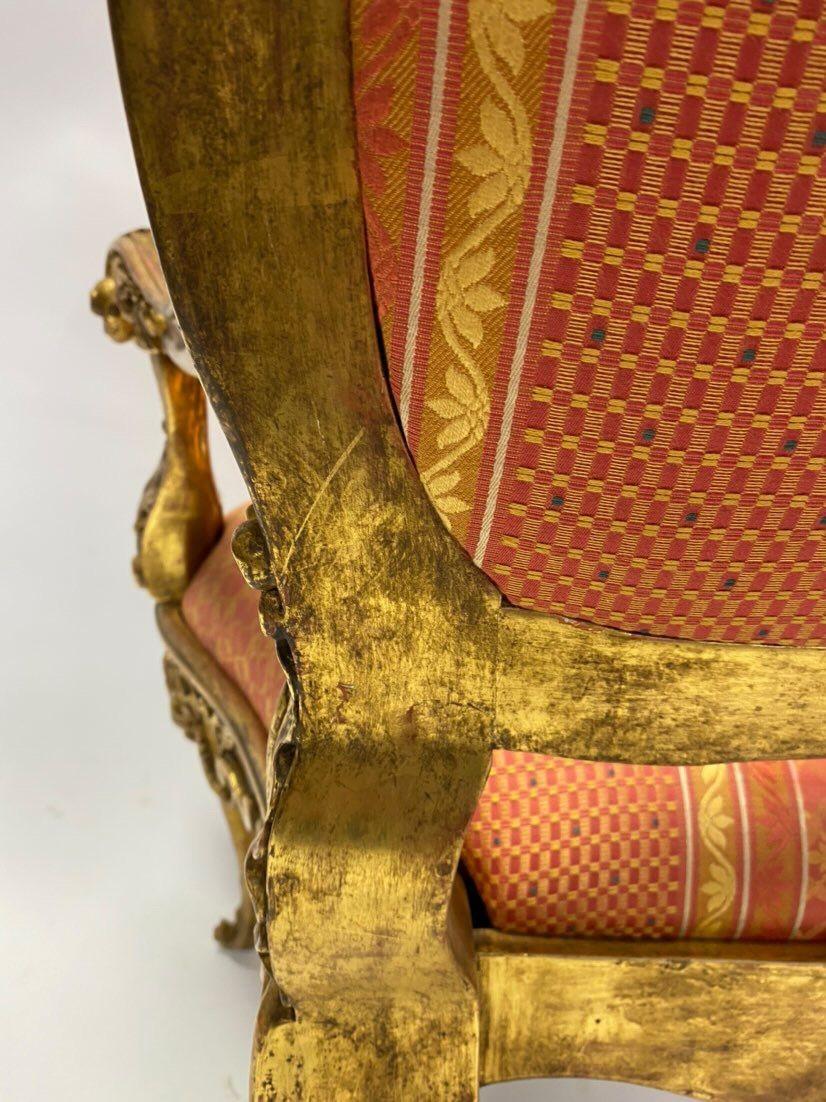 Set of Four 20th Century Italian Hand Carved Water Gilt Chairs For Sale 7