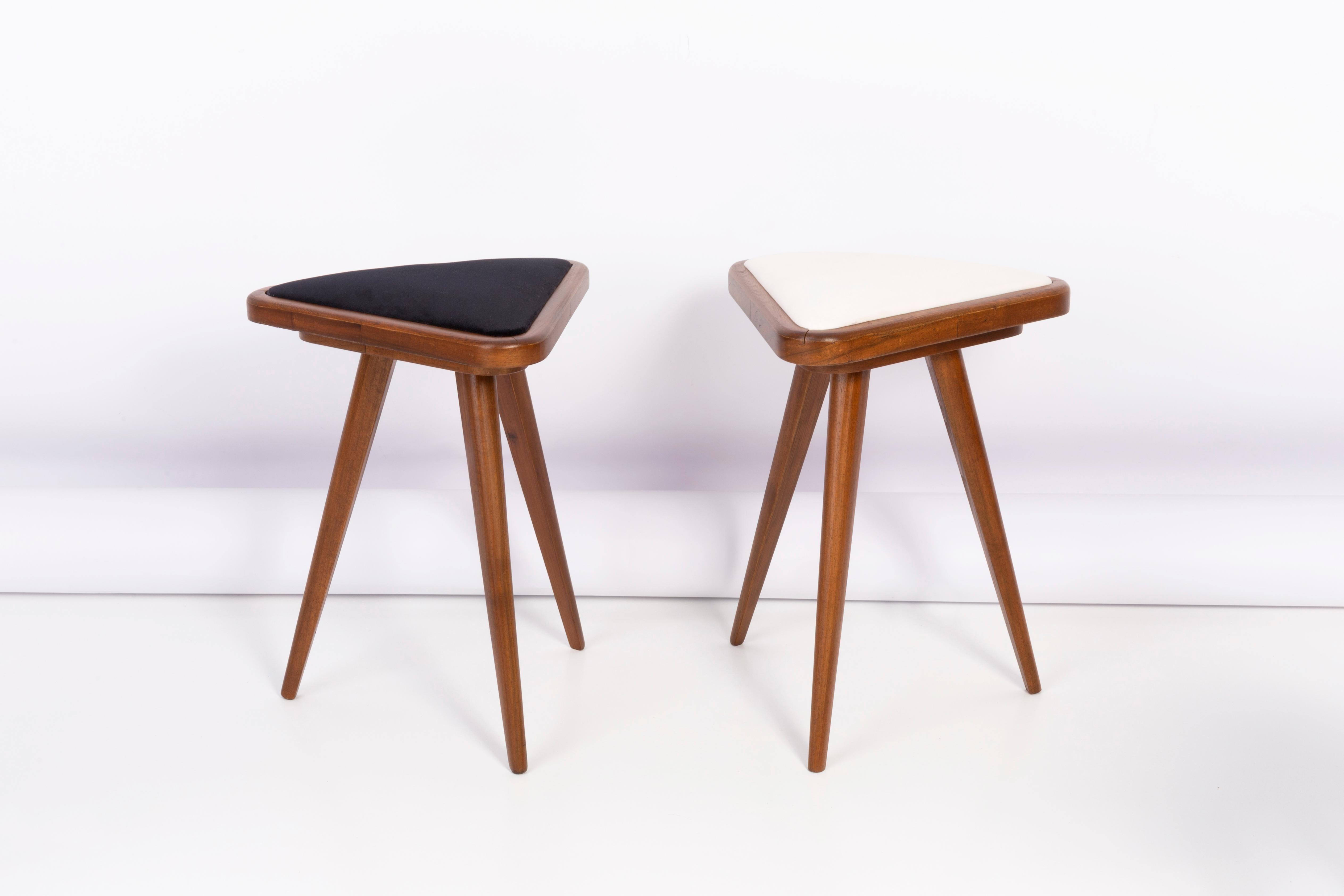Set of Four 20th Century Stools, 1960s In Excellent Condition For Sale In 05-080 Hornowek, PL