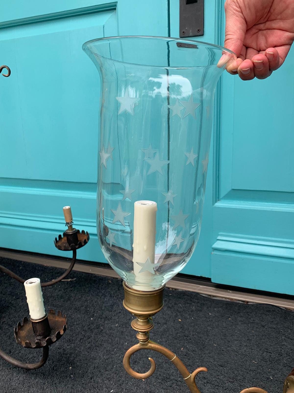 Satz von vier hölzernen Wandleuchtern aus dem 20. Jahrhundert mit geätztem Glas 5