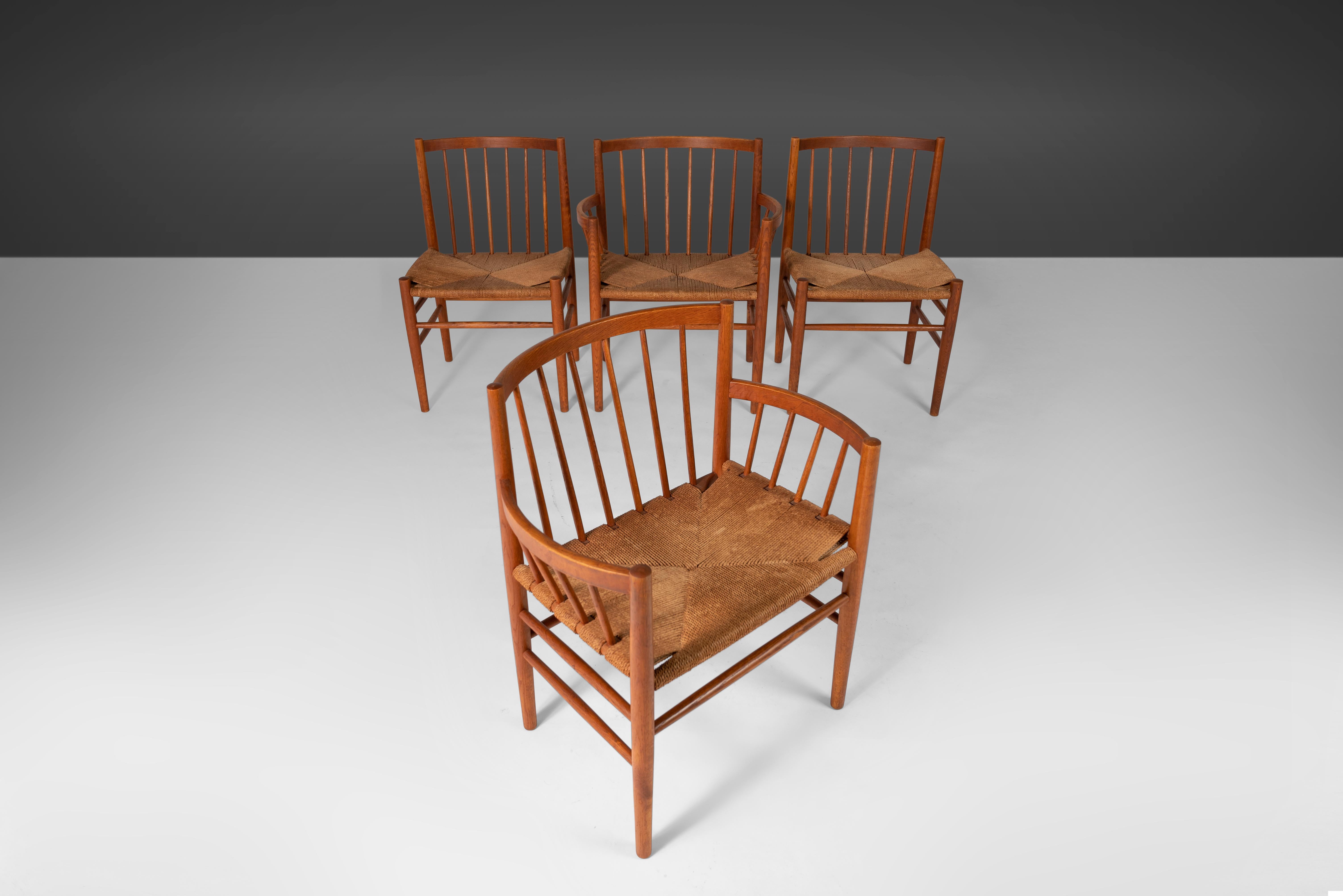Set of Four '4' Dining Chairs by Jørgen Baekmark for FDB Møbler, Denmark, 1950's For Sale 4