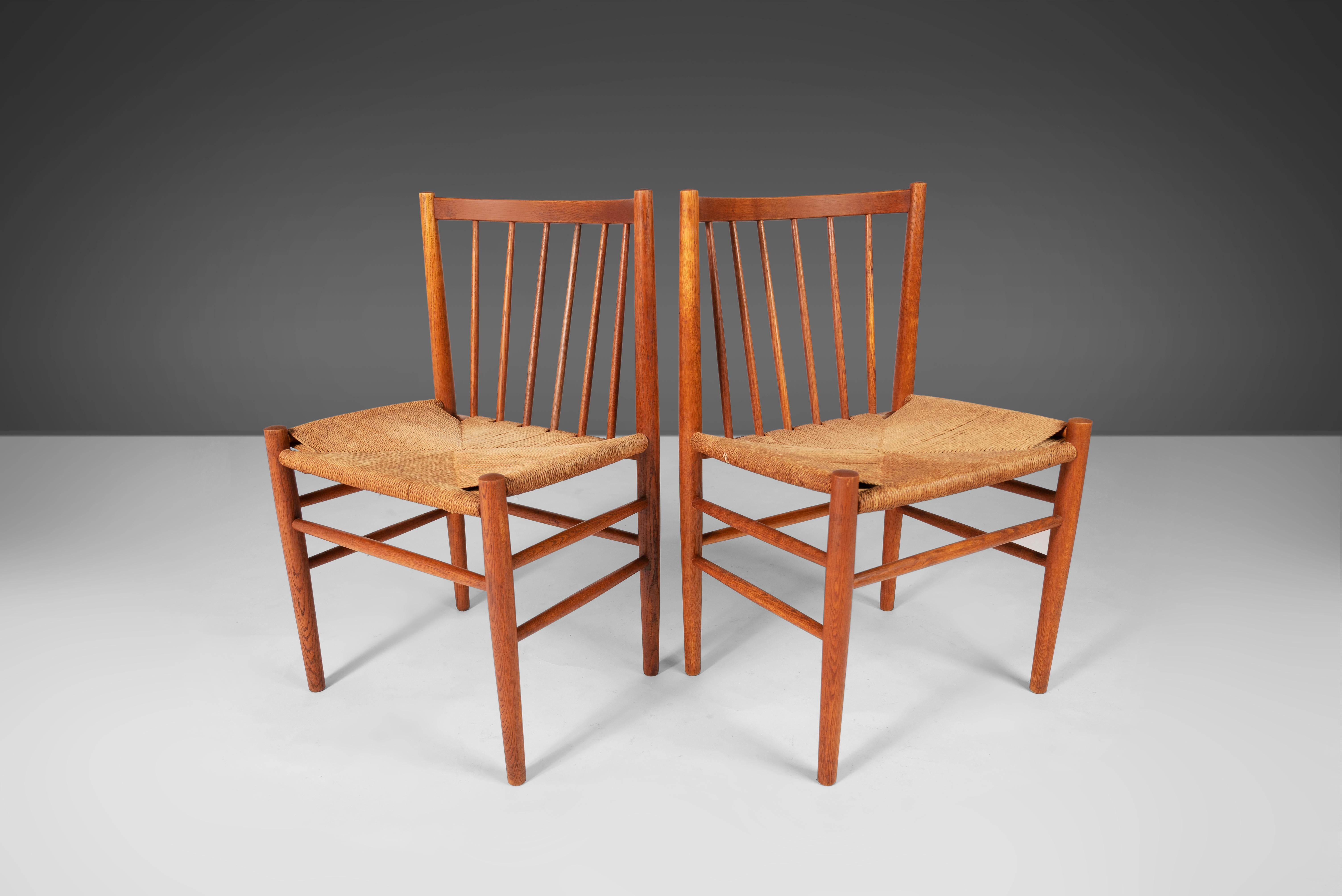 Set of Four '4' Dining Chairs by Jørgen Baekmark for FDB Møbler, Denmark, 1950's For Sale 9