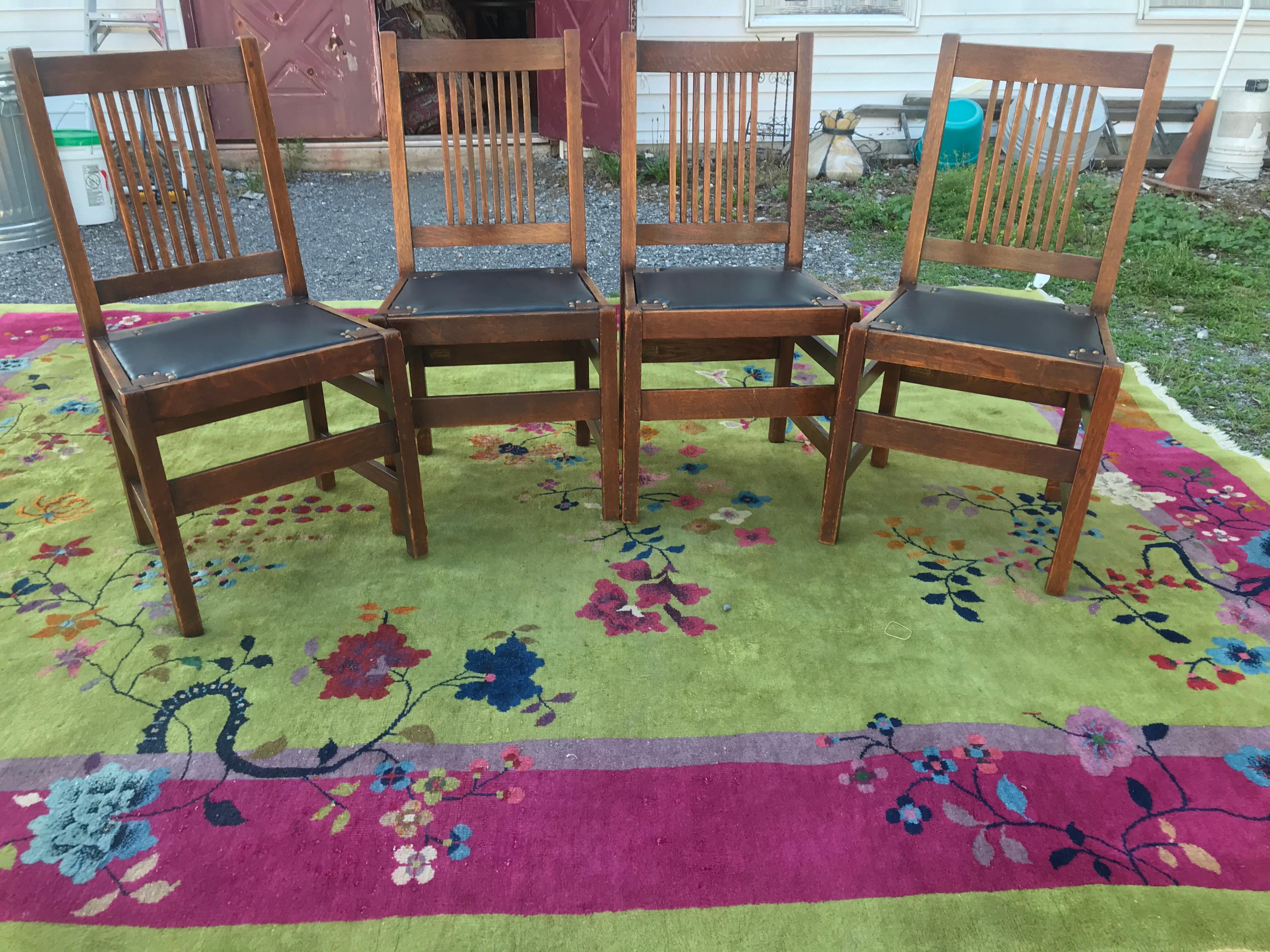 Ensemble de quatre (4) chaises Stickley de L&JG anciennes - W7430 en vente 10