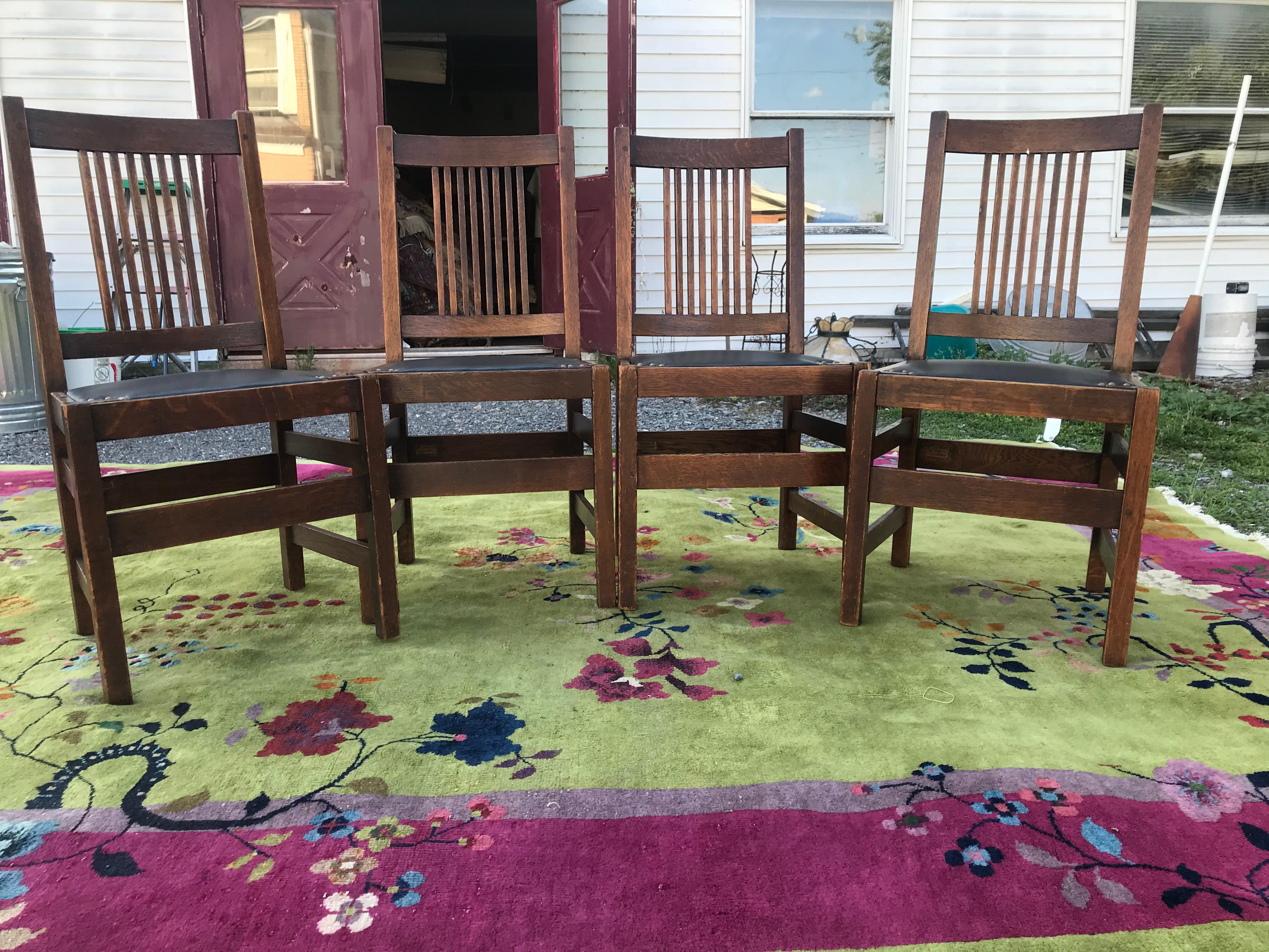Ensemble de quatre (4) chaises Stickley de L&JG anciennes - W7430 en vente 12