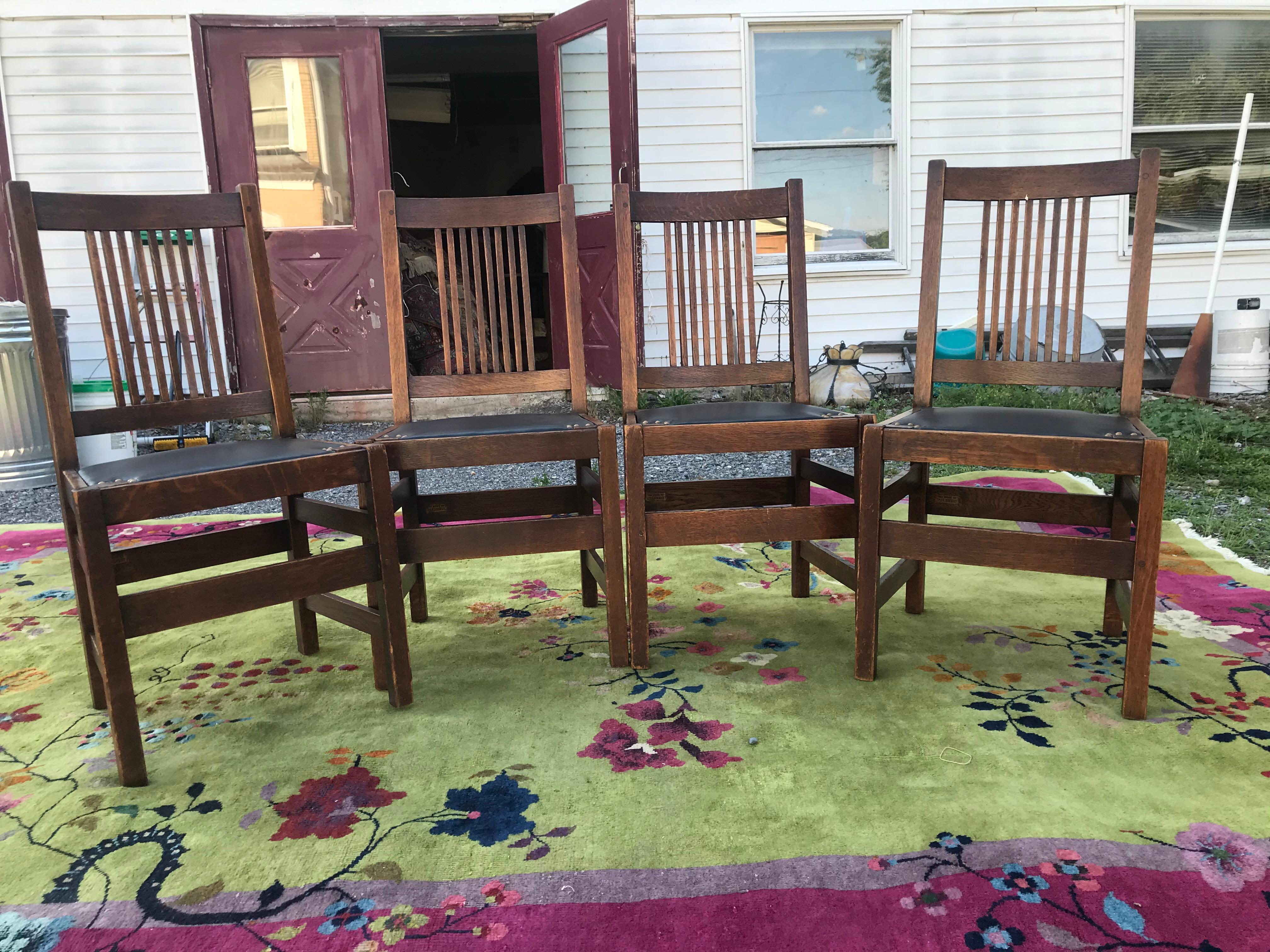 Ensemble de quatre (4) chaises Stickley de L&JG anciennes - W7430 en vente 13