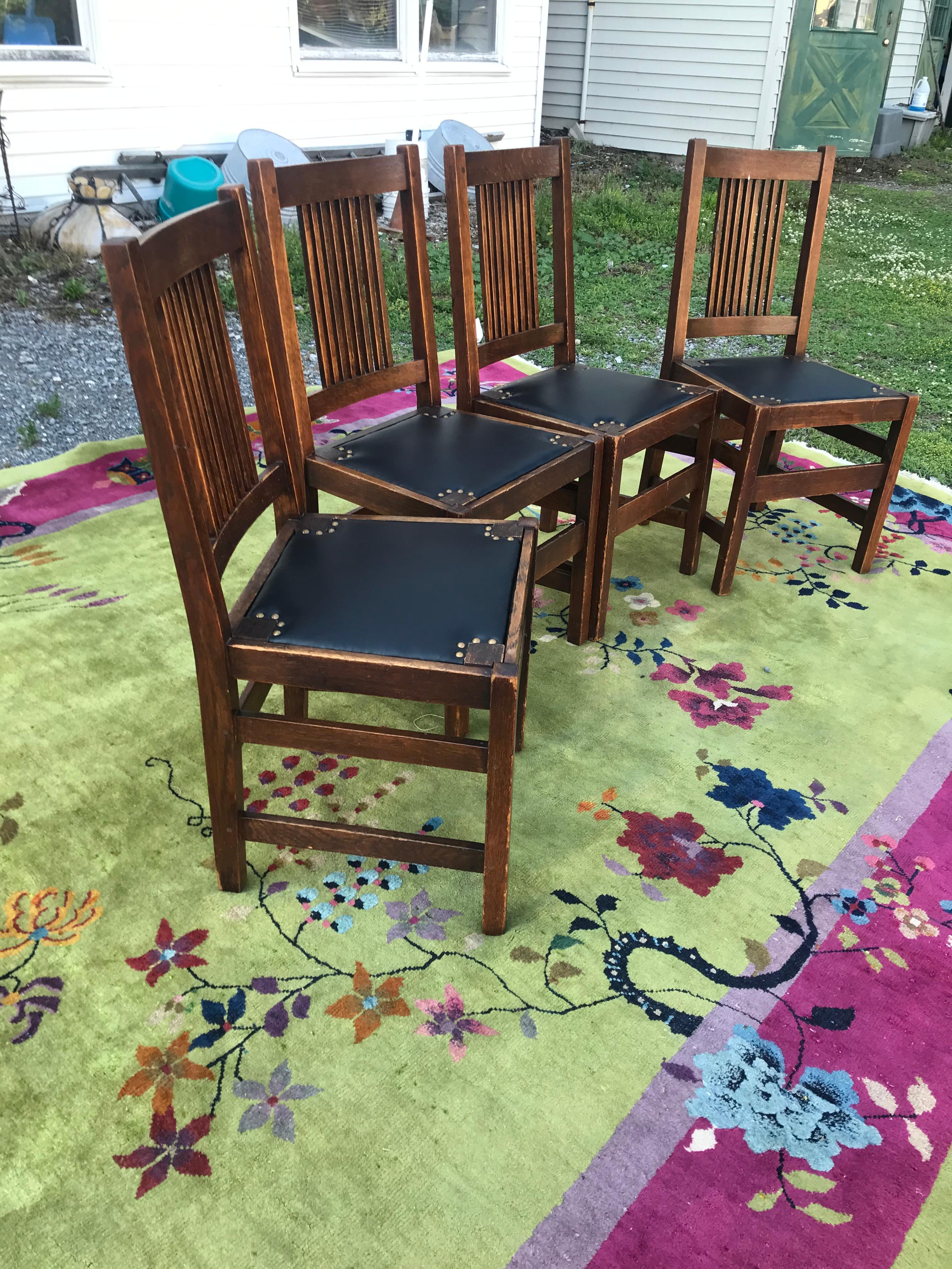 Ensemble de quatre (4) chaises Stickley de L&JG anciennes - W7430 Bon état - En vente à Shamokin Dam, PA