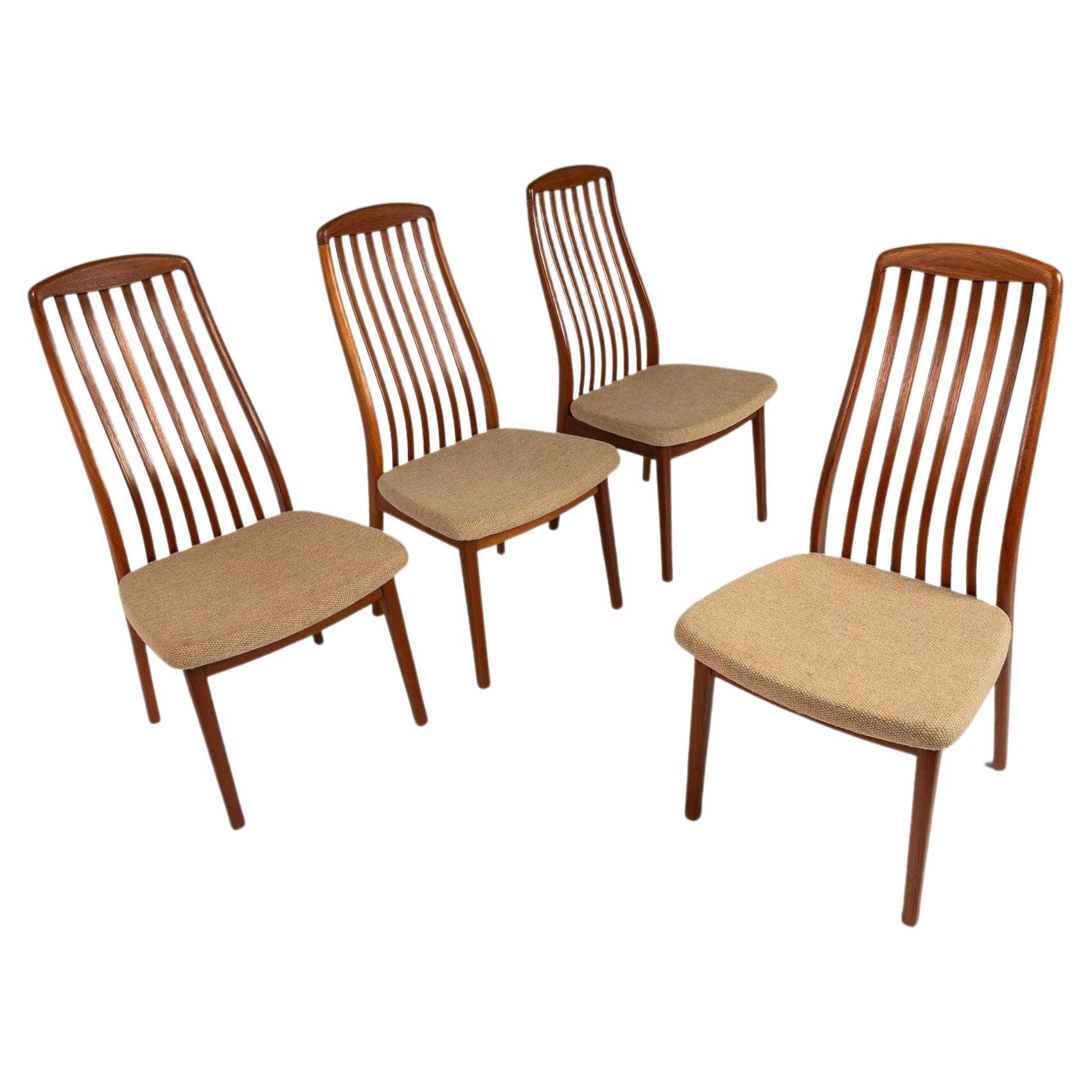 Set of Four '4' Ergonomic Contoured Dining Chairs by Shou Andersen in Teak Wood For Sale